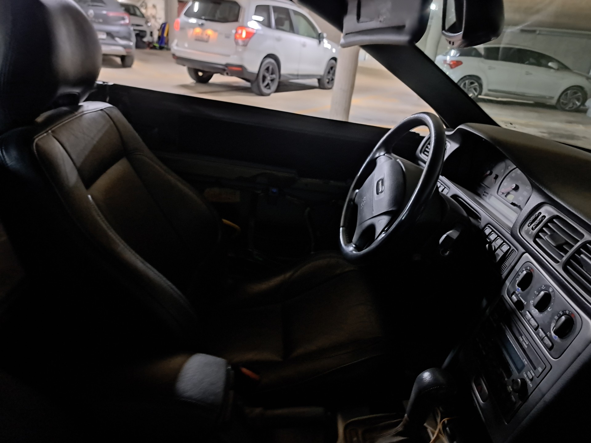 VOLVO C70 Cabriolet 2.4T-image-2