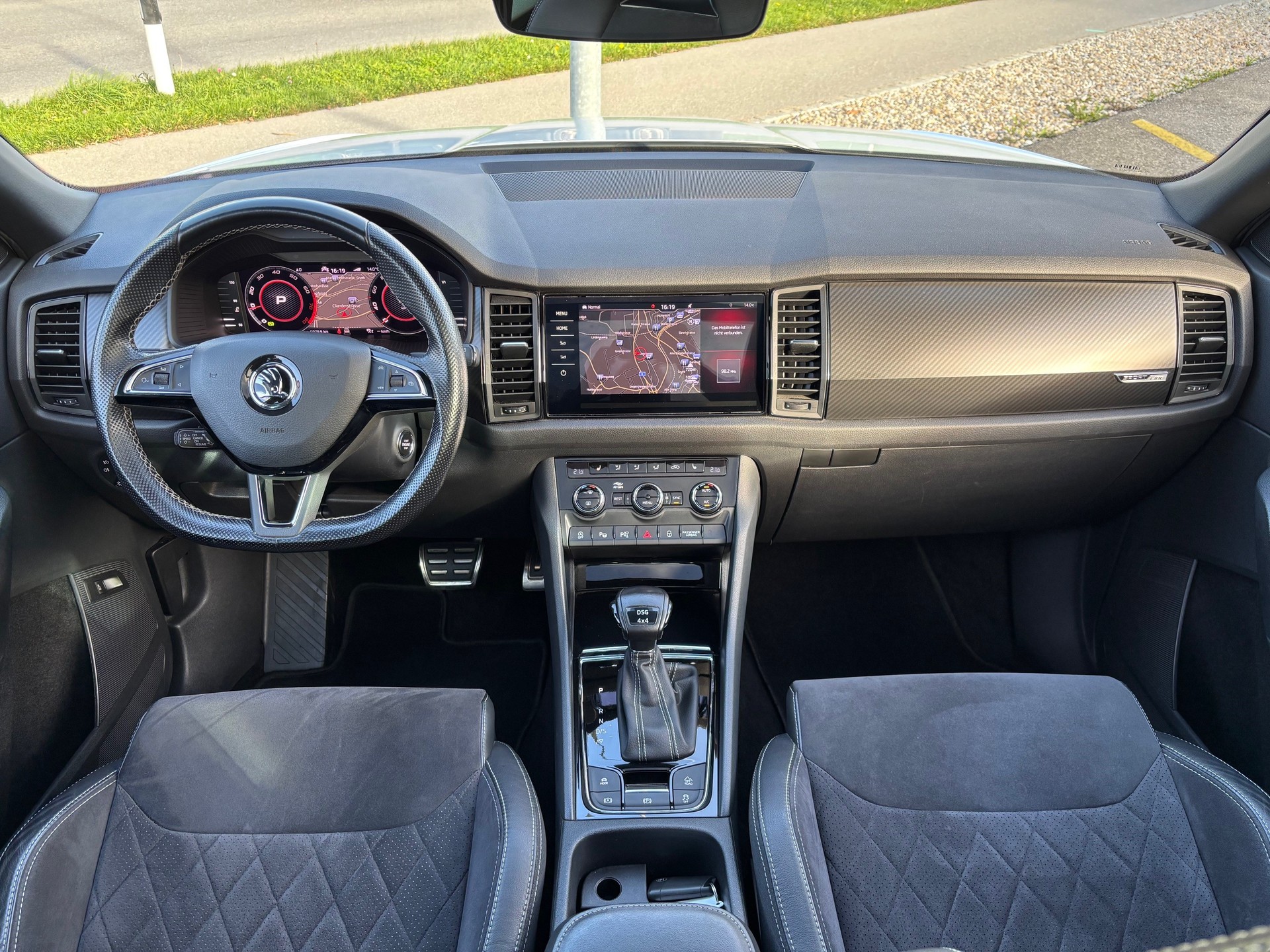 SKODA Kodiaq 2.0 TSI DSG 4x4 SportLine-image-5
