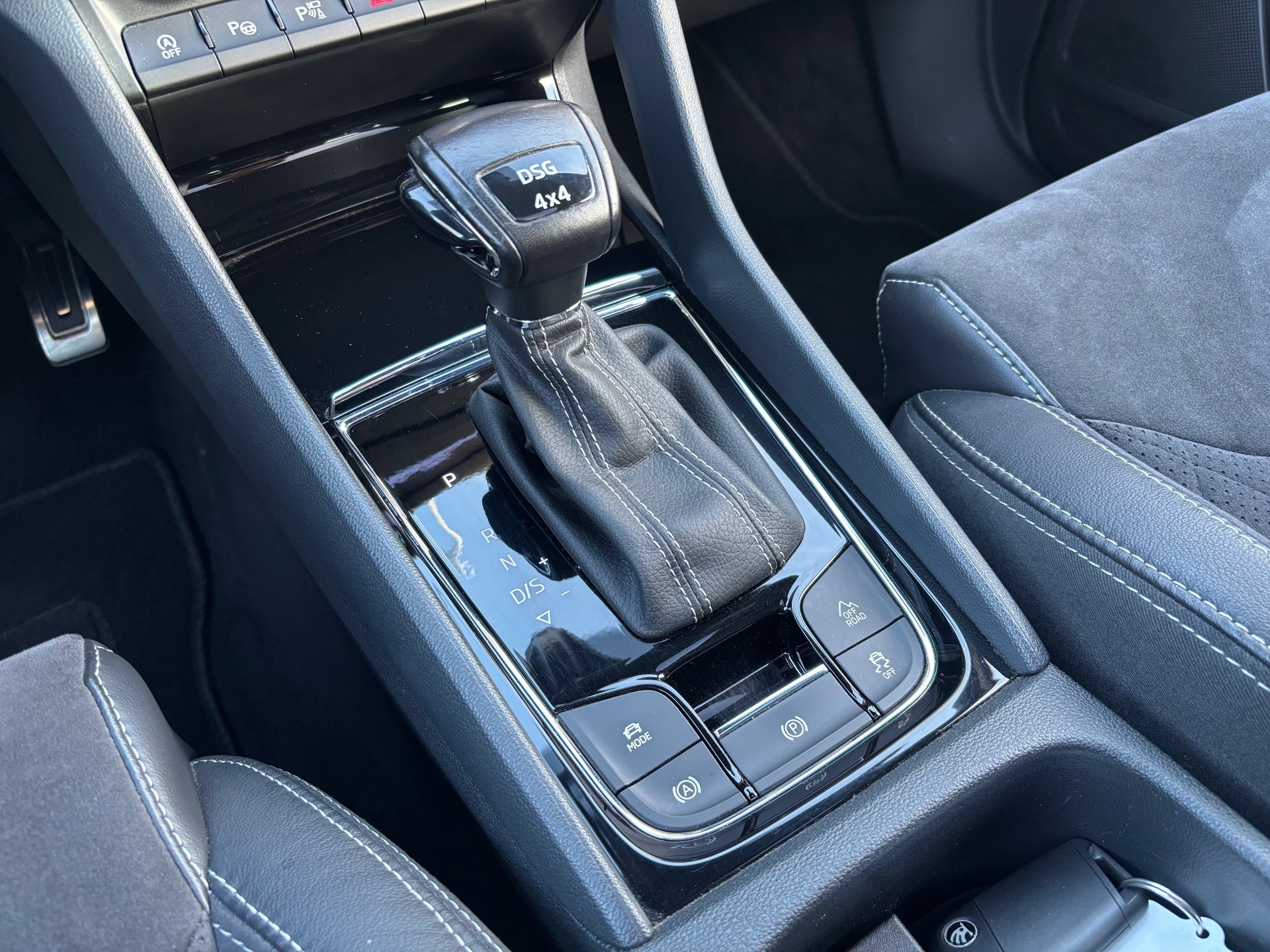 SKODA Kodiaq 2.0 TSI DSG 4x4 SportLine-image-7