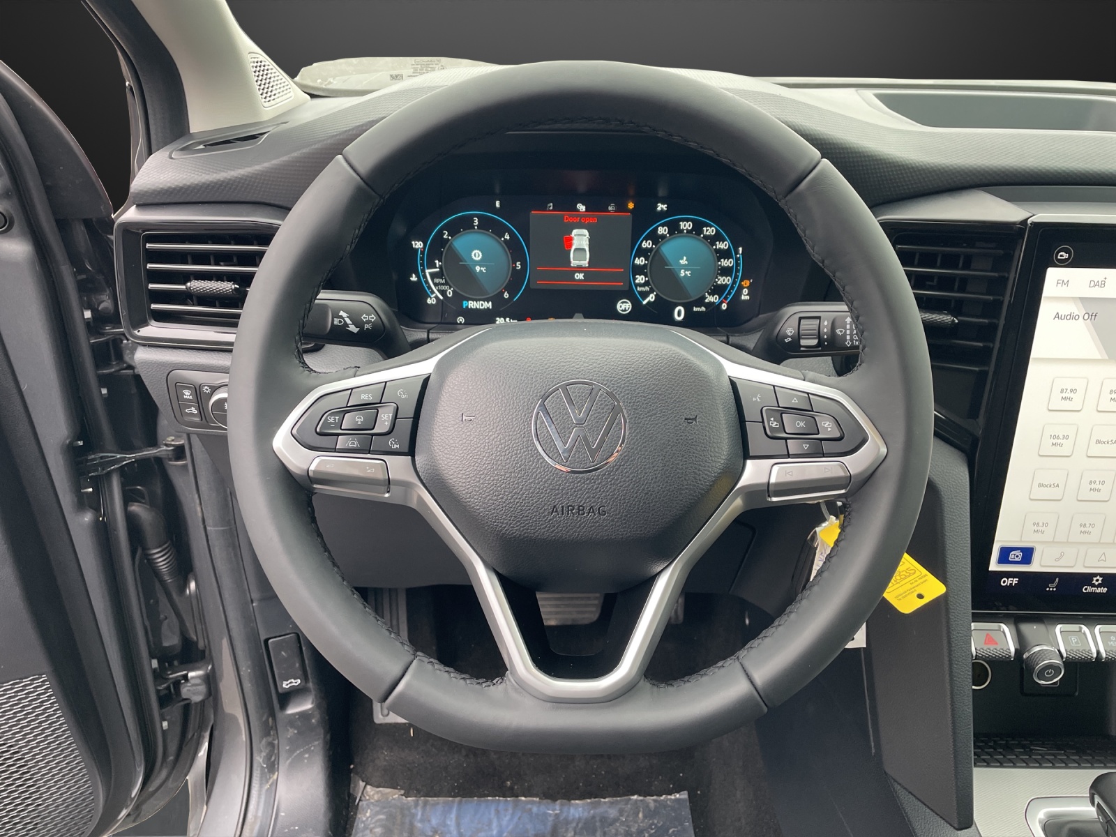 VW Amarok 2.0TDI Life 4Motion-image-10