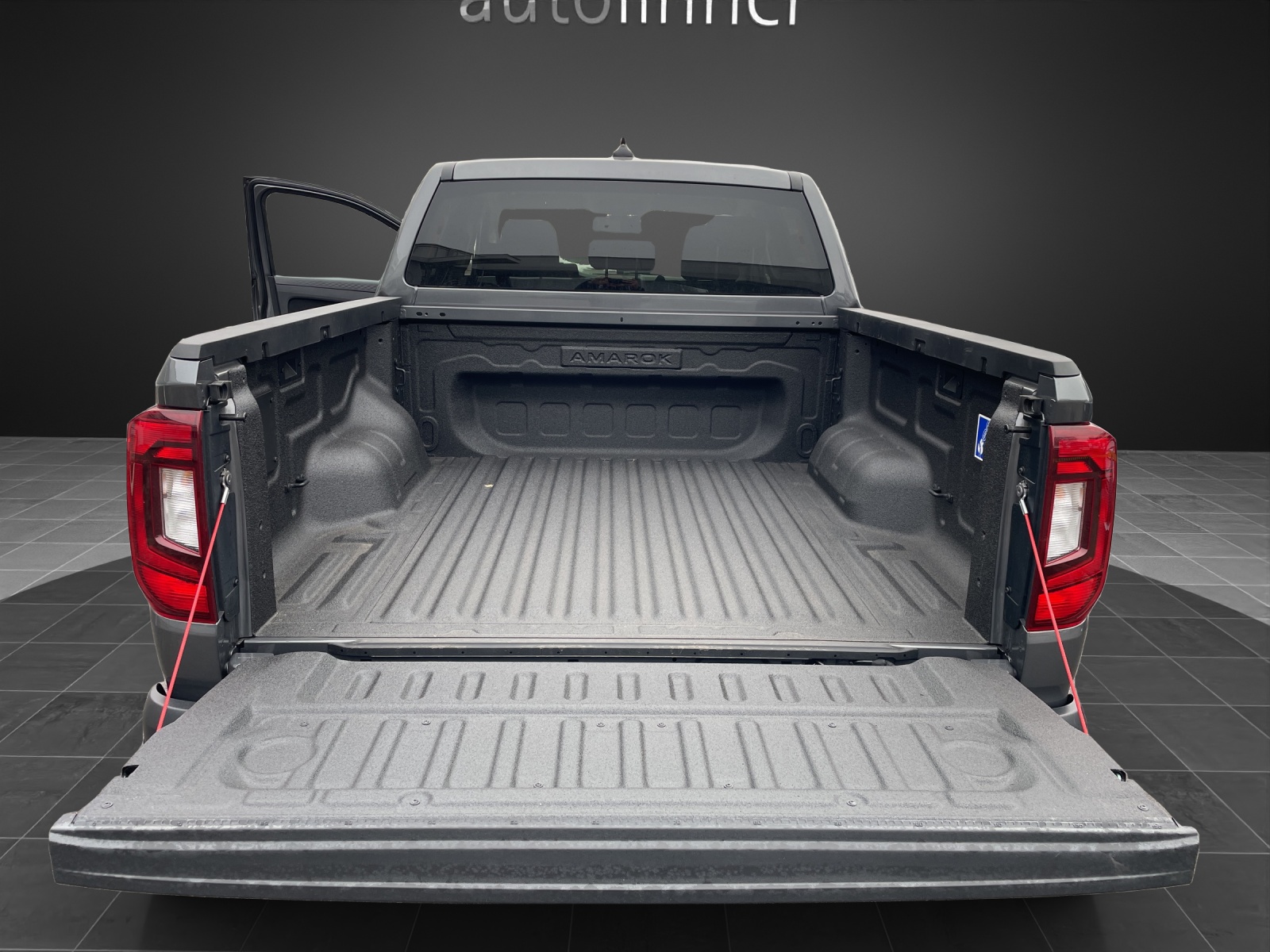 VW Amarok 2.0TDI Life 4Motion-image-12