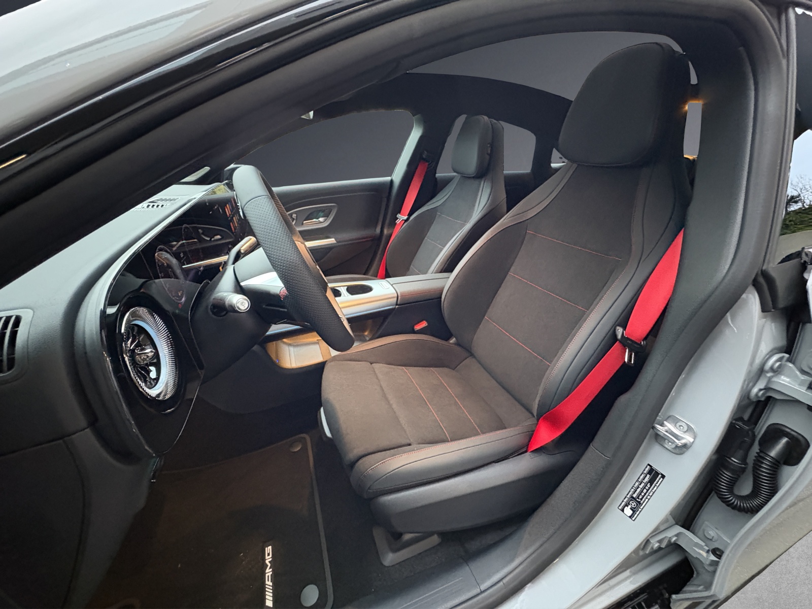 MERCEDES-BENZ CLA 200 8G-DCT-image-6