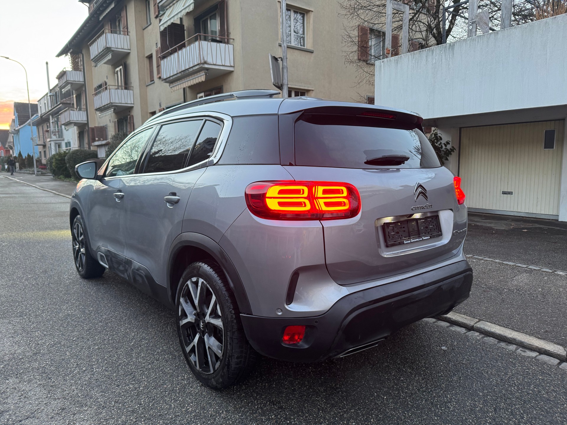 CITROEN C5 Aircross 1.5 BlueHD Shine EAT8-image-3
