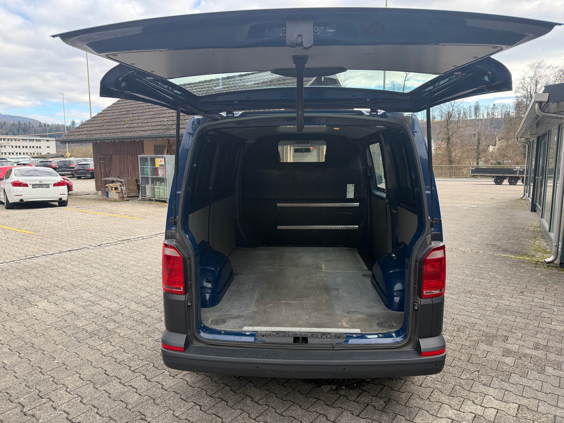 VW T6 2.0 TDI Euro 6-image-11