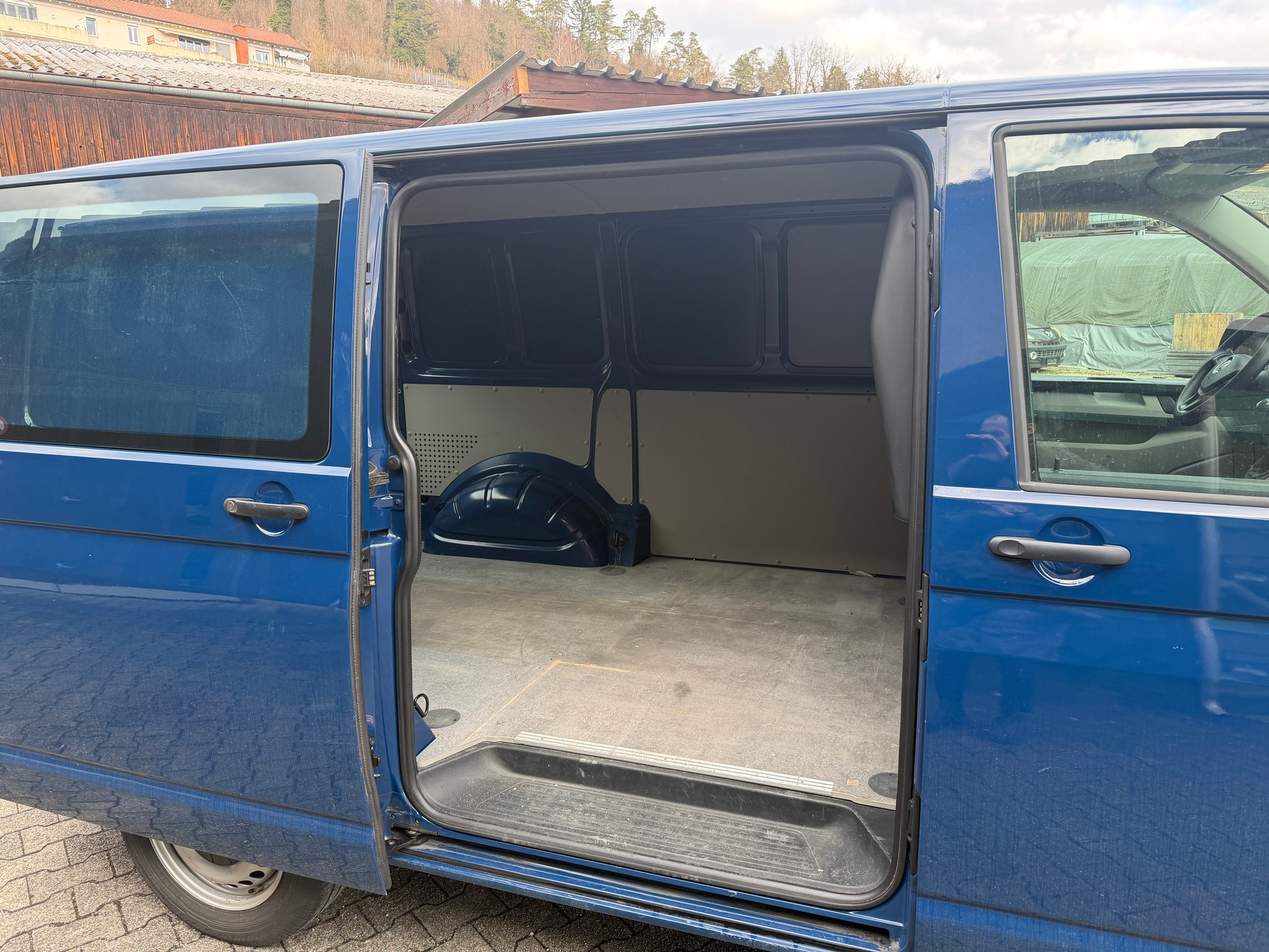 VW T6 2.0 TDI Euro 6-image-10