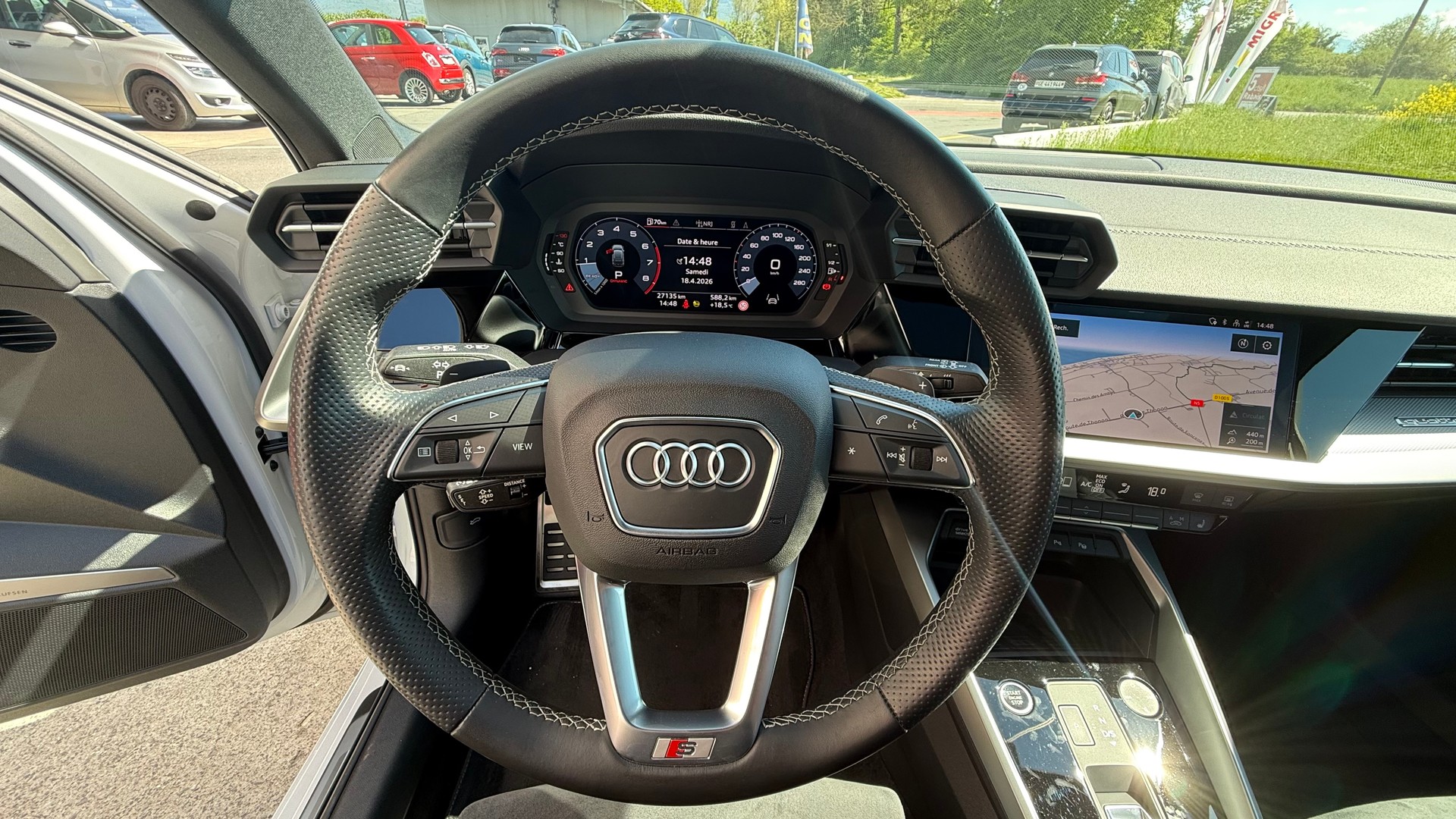 AUDI A3 Sportback 40 TFSI S line quattro S-tronic-image-8