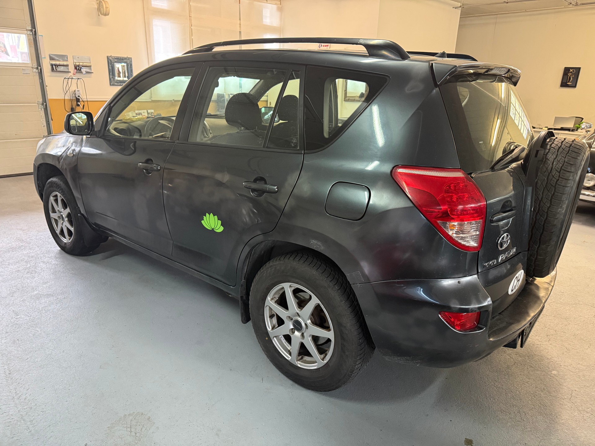 TOYOTA RAV-4 2.2D-4 D Linea Terra-image-5