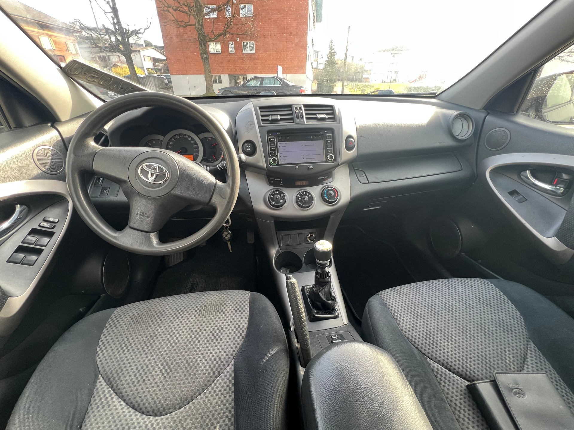TOYOTA RAV-4 2.2D-4 D Linea Terra-image-7