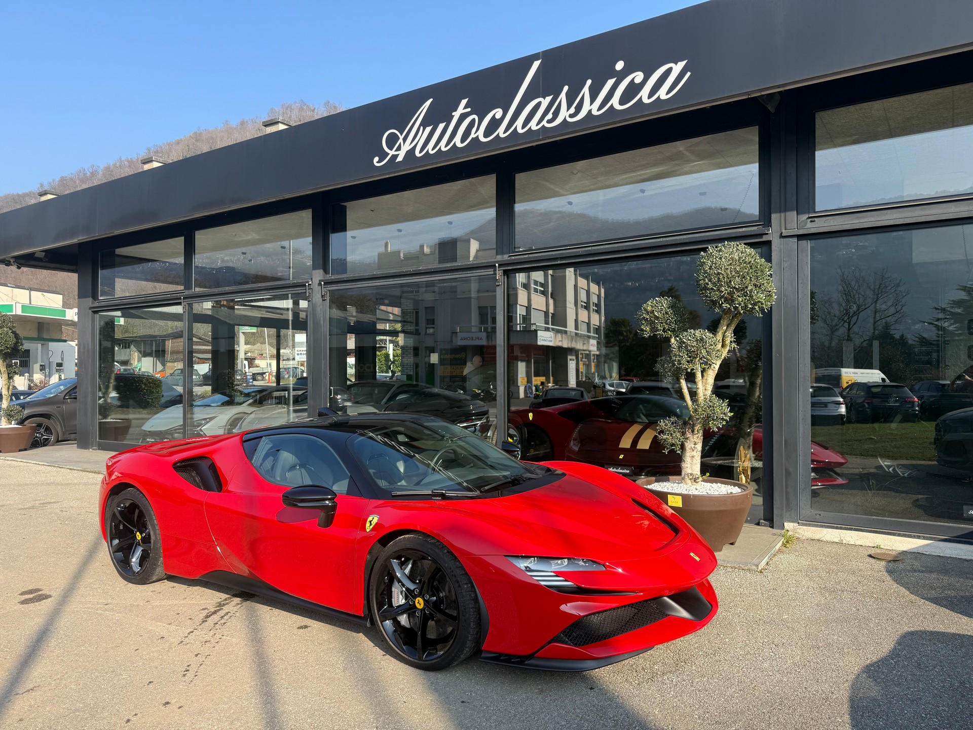 FERRARI SF90 Stradale-image-4