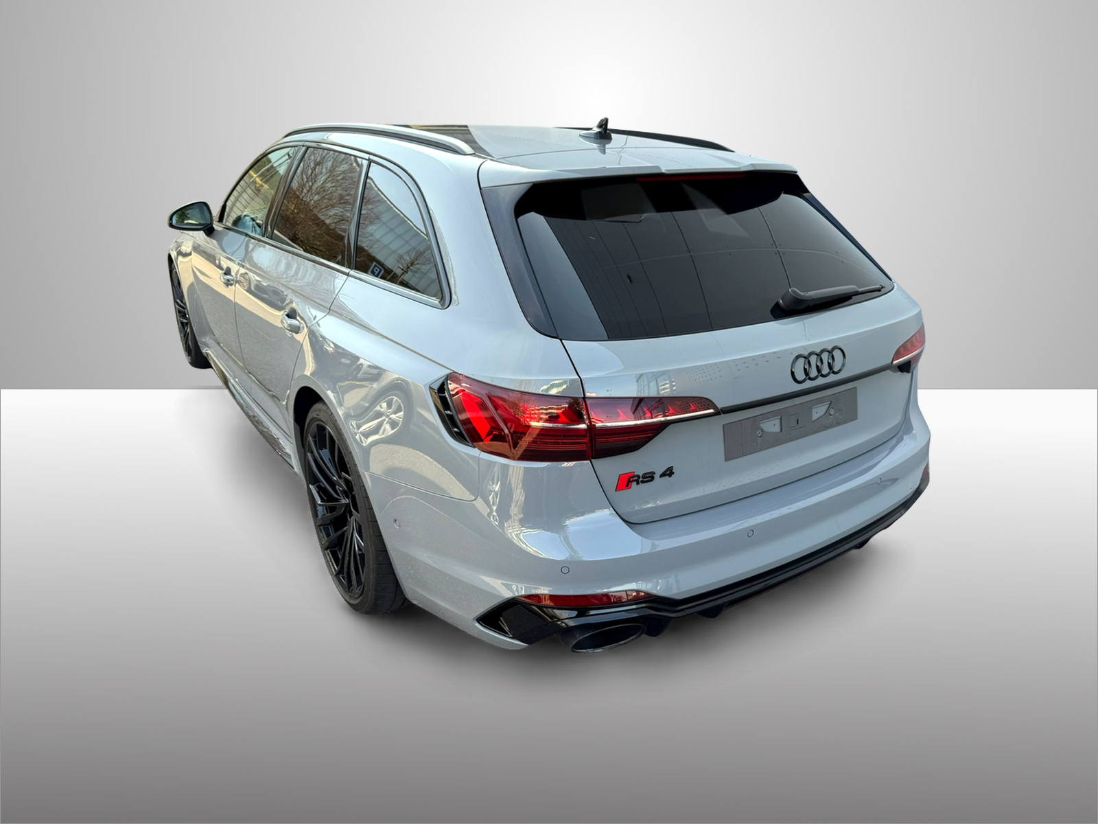 AUDI RS4 Avant quattro tiptronic-image-7
