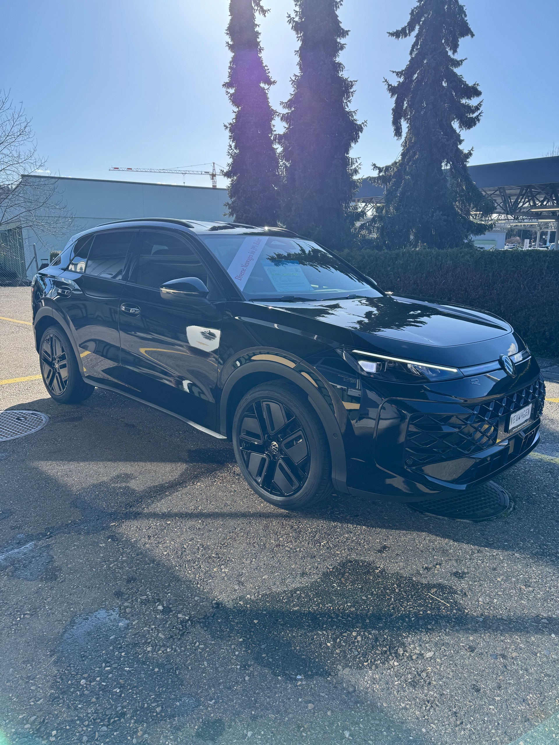 VW NEW T-Roc 1.5 eTSI mHEV R-Line Aussen und Innen DSG 150 PS mit 21 % Rabatt !-image-13
