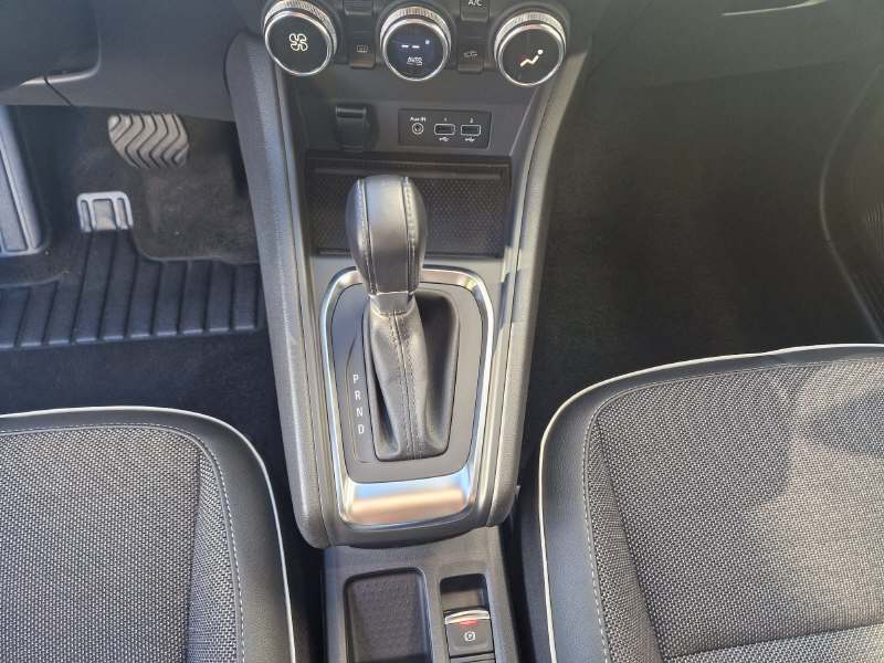 RENAULT Captur 1.3 TCe 140 Intens EDC-image-10