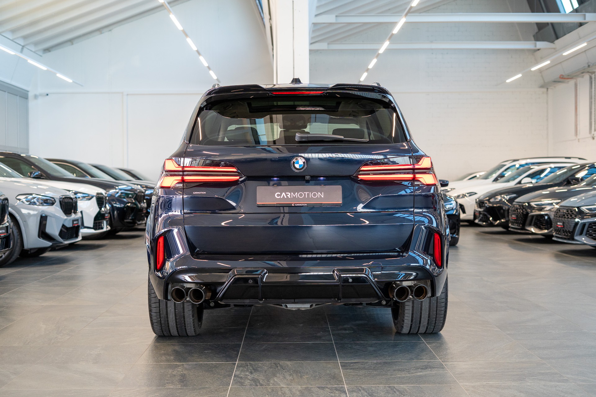 BMW X5 M Competition / Pano Sky Lounge / Bowers&Wilkins / Massage-Sitz / 360°Kamera-image-4