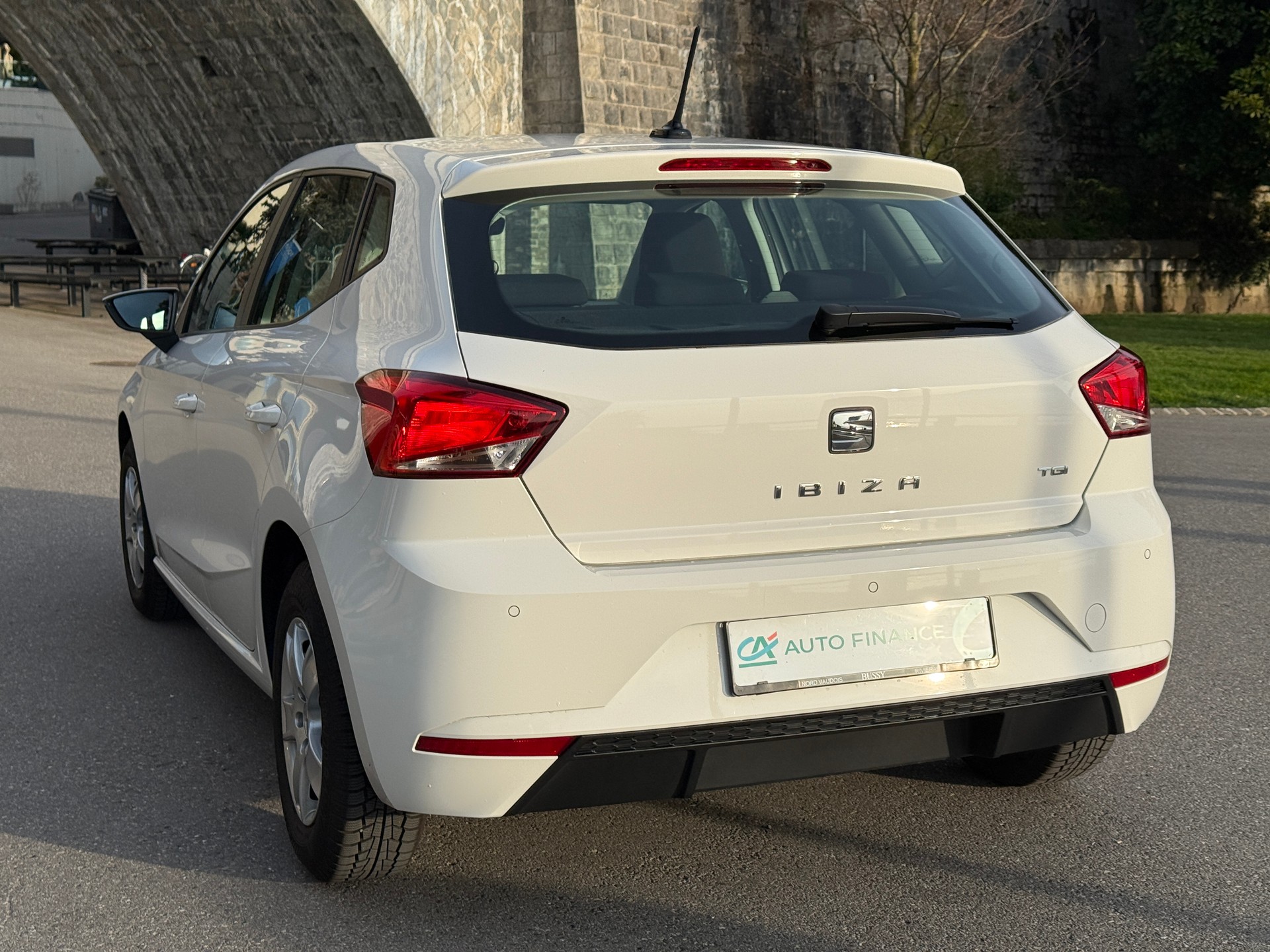 SEAT Ibiza 1.0 TGI CNG Last Edition-image-14