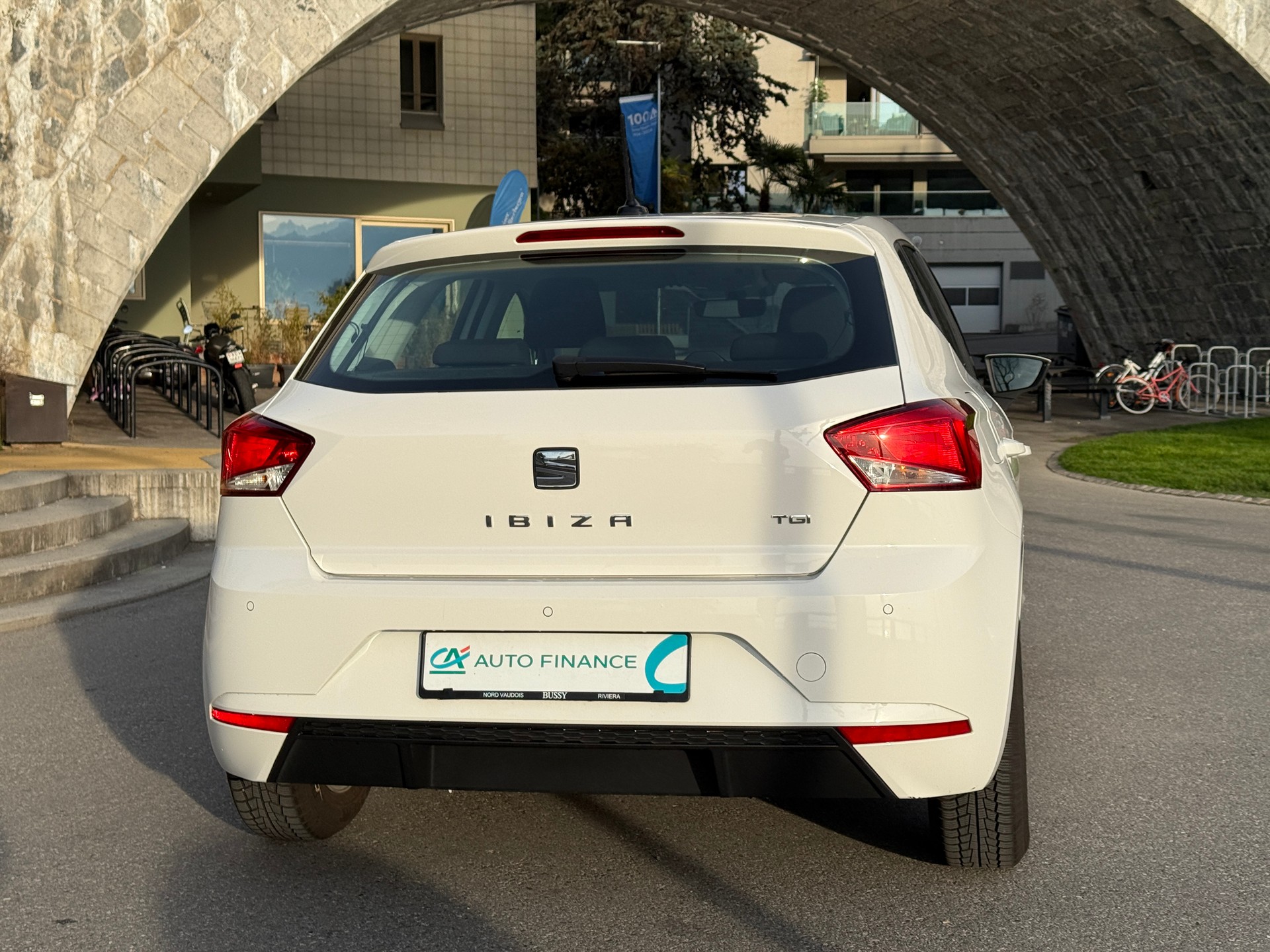 SEAT Ibiza 1.0 TGI CNG Last Edition-image-4