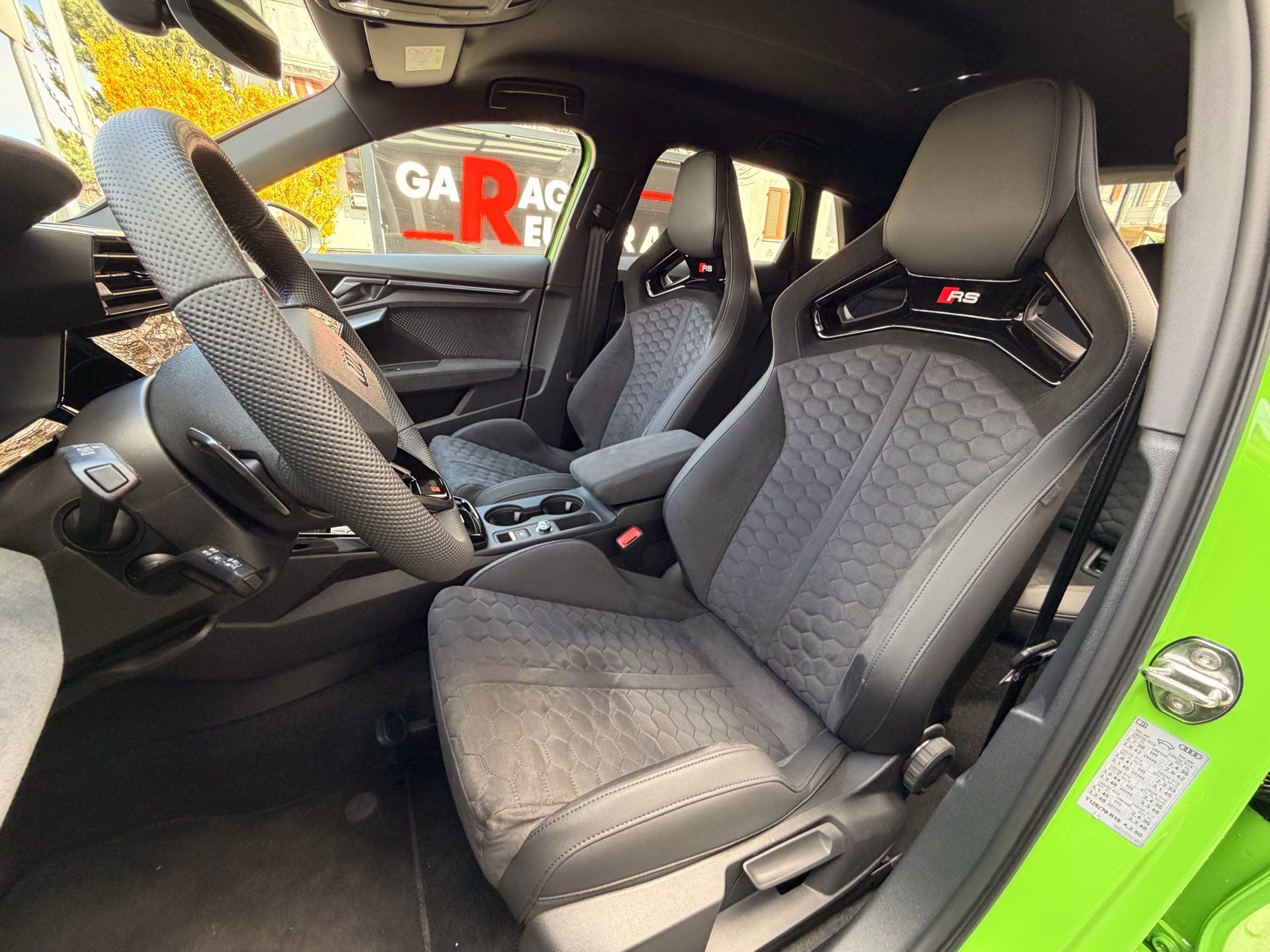 AUDI RS3 SPORTBACK 2.5 400 PS TFSI QUATTRO *** NEUWAGEN MIT SCHALENSITZEN & 5 JAHRE AUDI WERKSGARANTIE ***-image-8