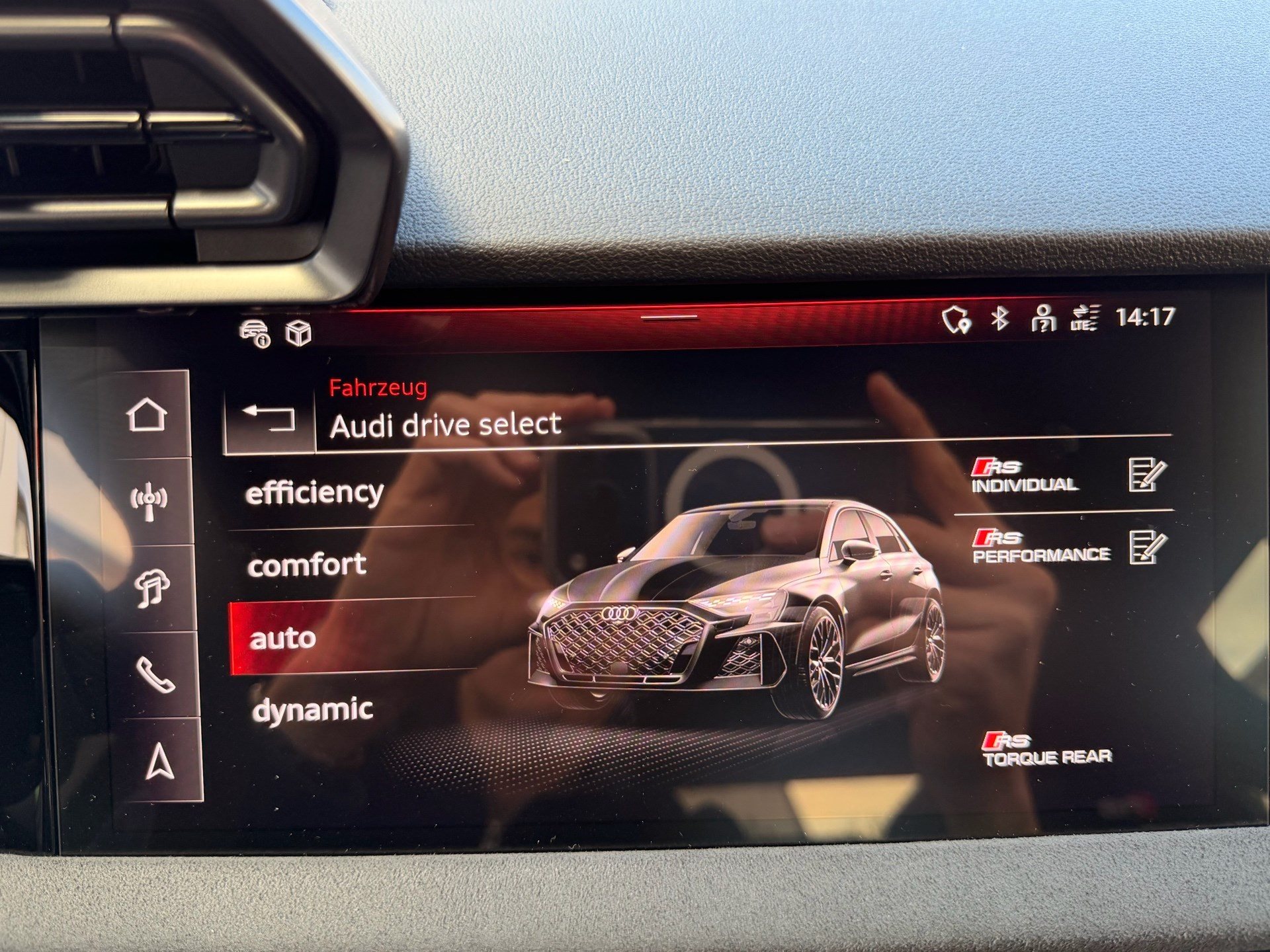 AUDI RS3 SPORTBACK 2.5 400 PS TFSI QUATTRO *** NEUWAGEN MIT SCHALENSITZEN & 5 JAHRE AUDI WERKSGARANTIE ***-image-13