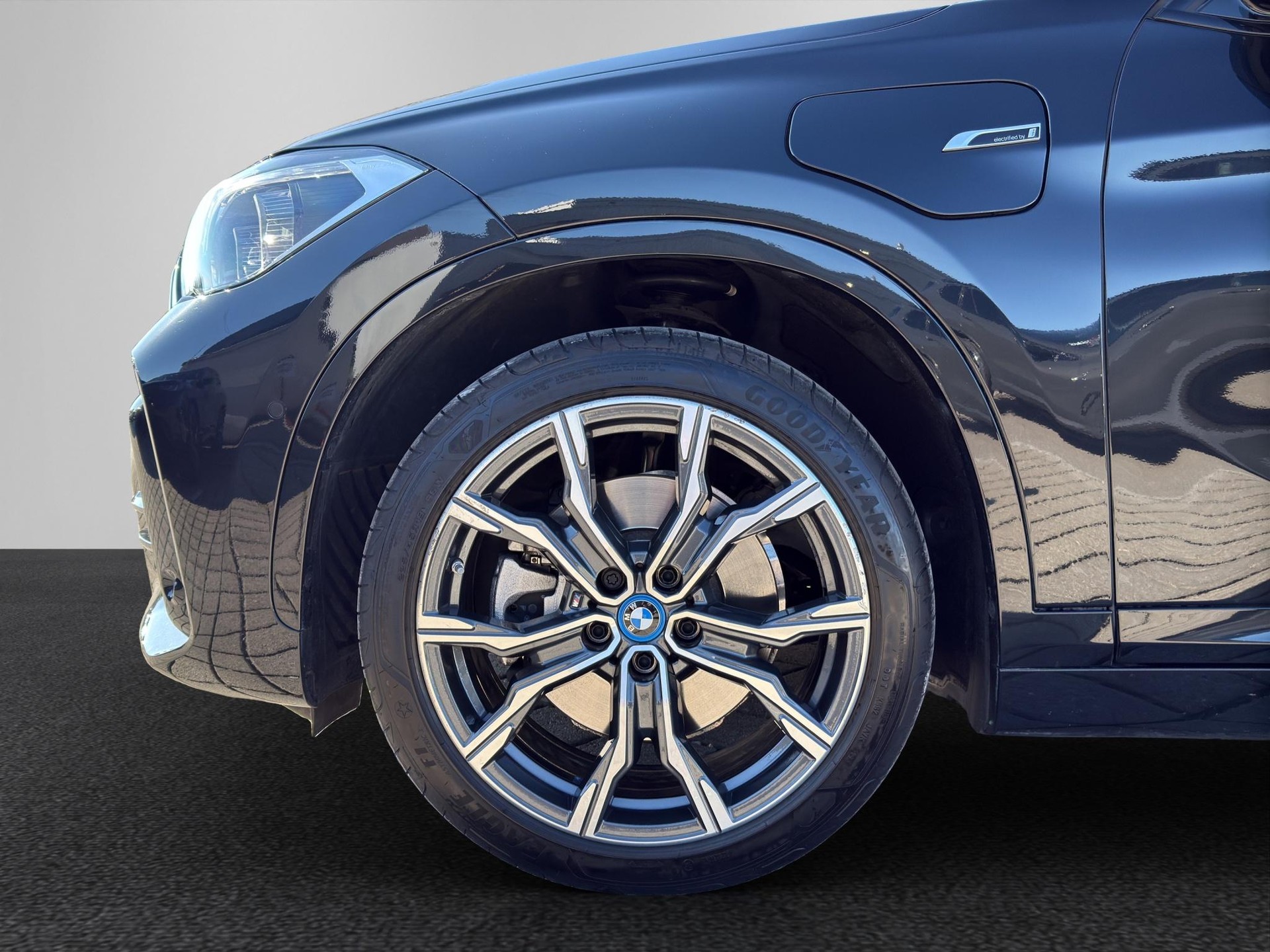 BMW X1 xDrive25e MSport-image-8