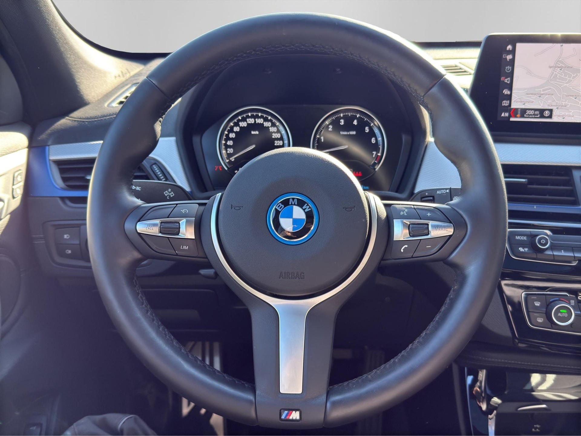 BMW X1 xDrive25e MSport-image-10