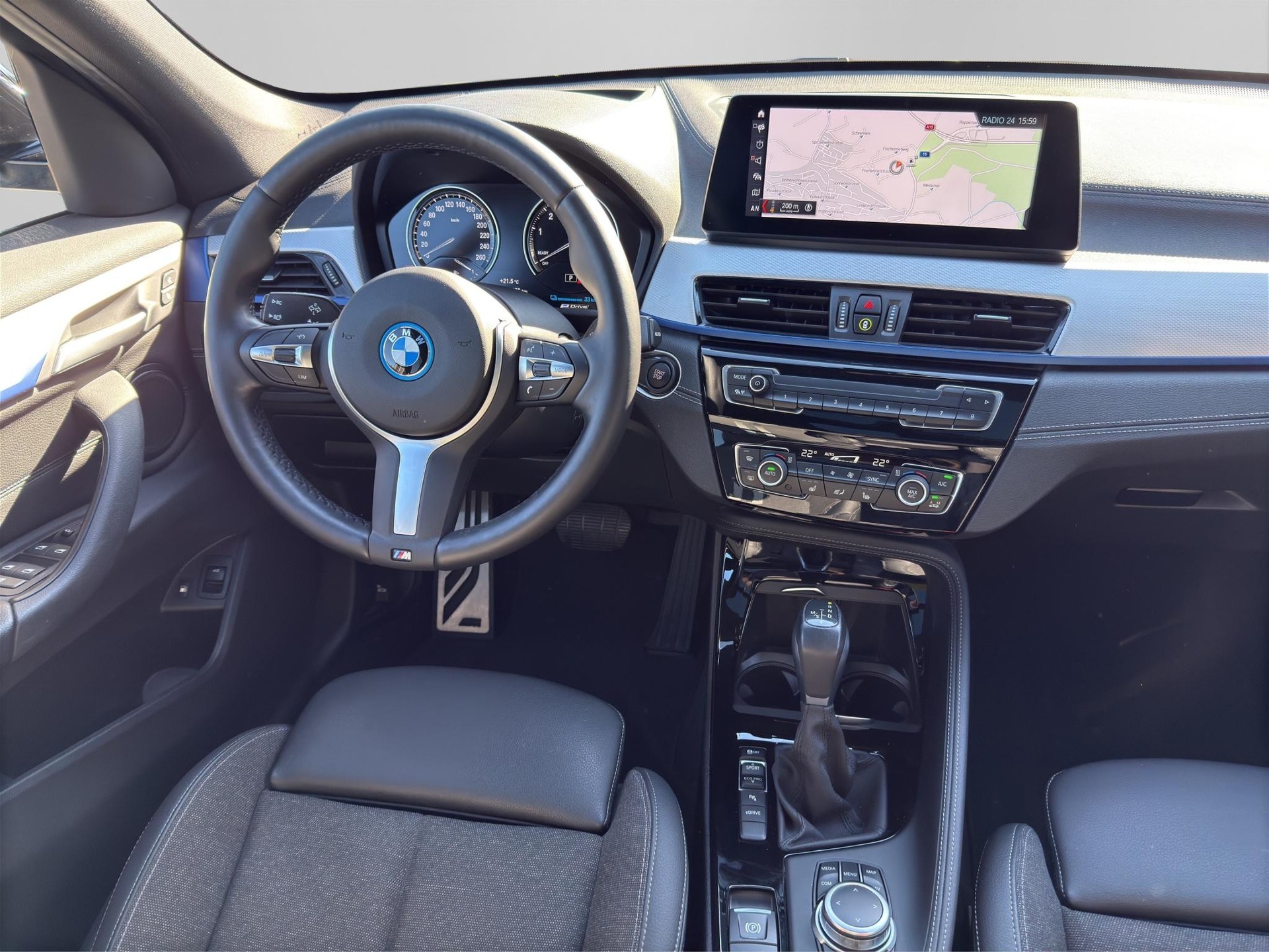 BMW X1 xDrive25e MSport-image-12