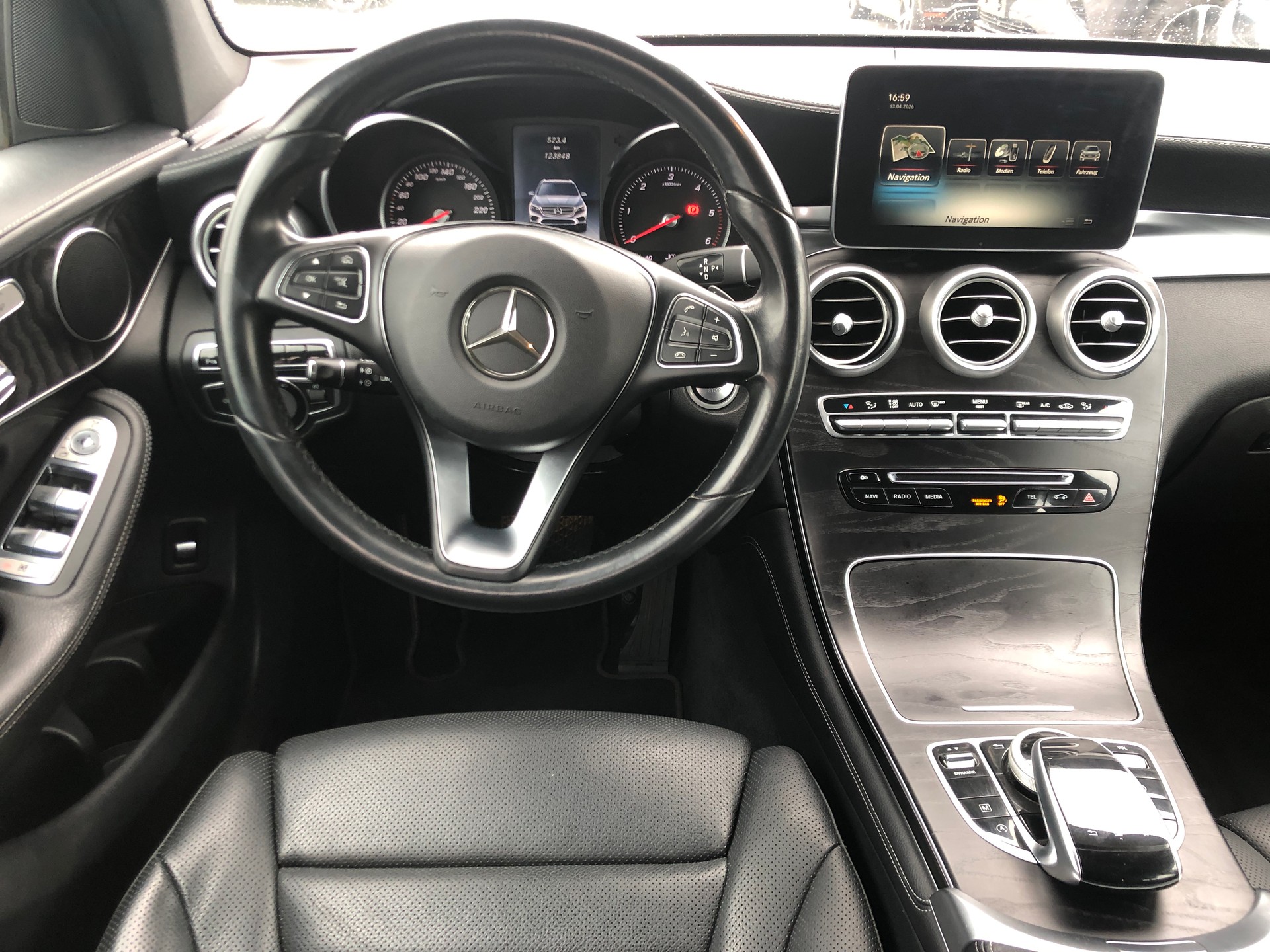 MERCEDES-BENZ GLC 250 d 4Matic 9G-Tronic-image-10