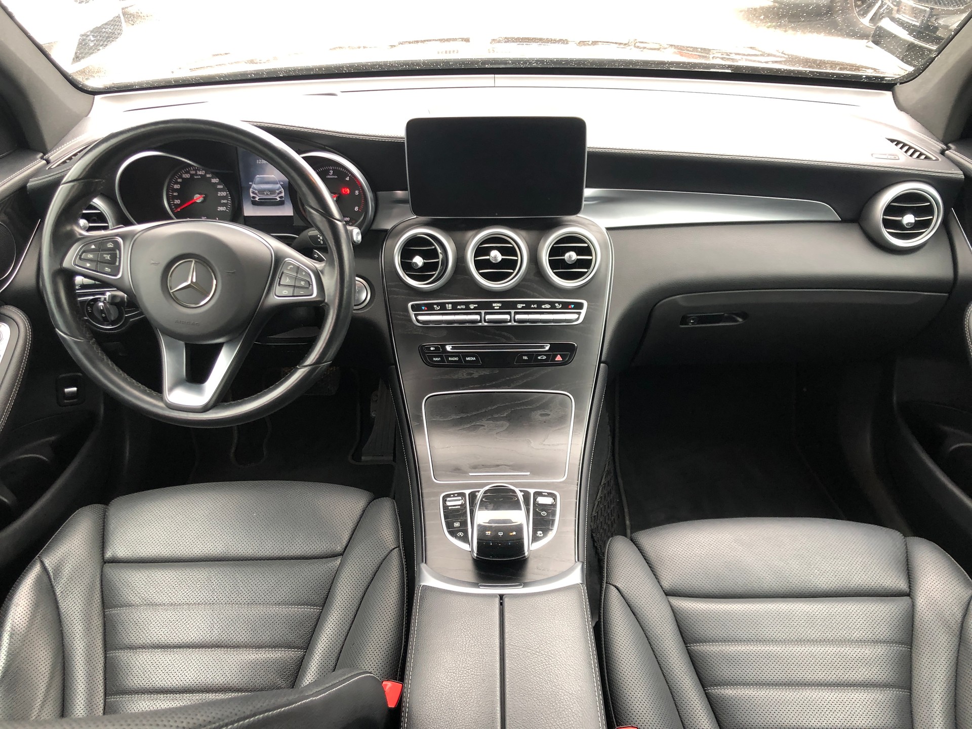 MERCEDES-BENZ GLC 250 d 4Matic 9G-Tronic-image-11