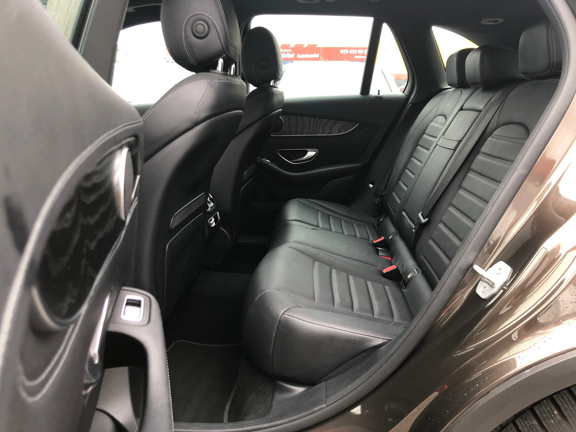 MERCEDES-BENZ GLC 250 d 4Matic 9G-Tronic-image-14