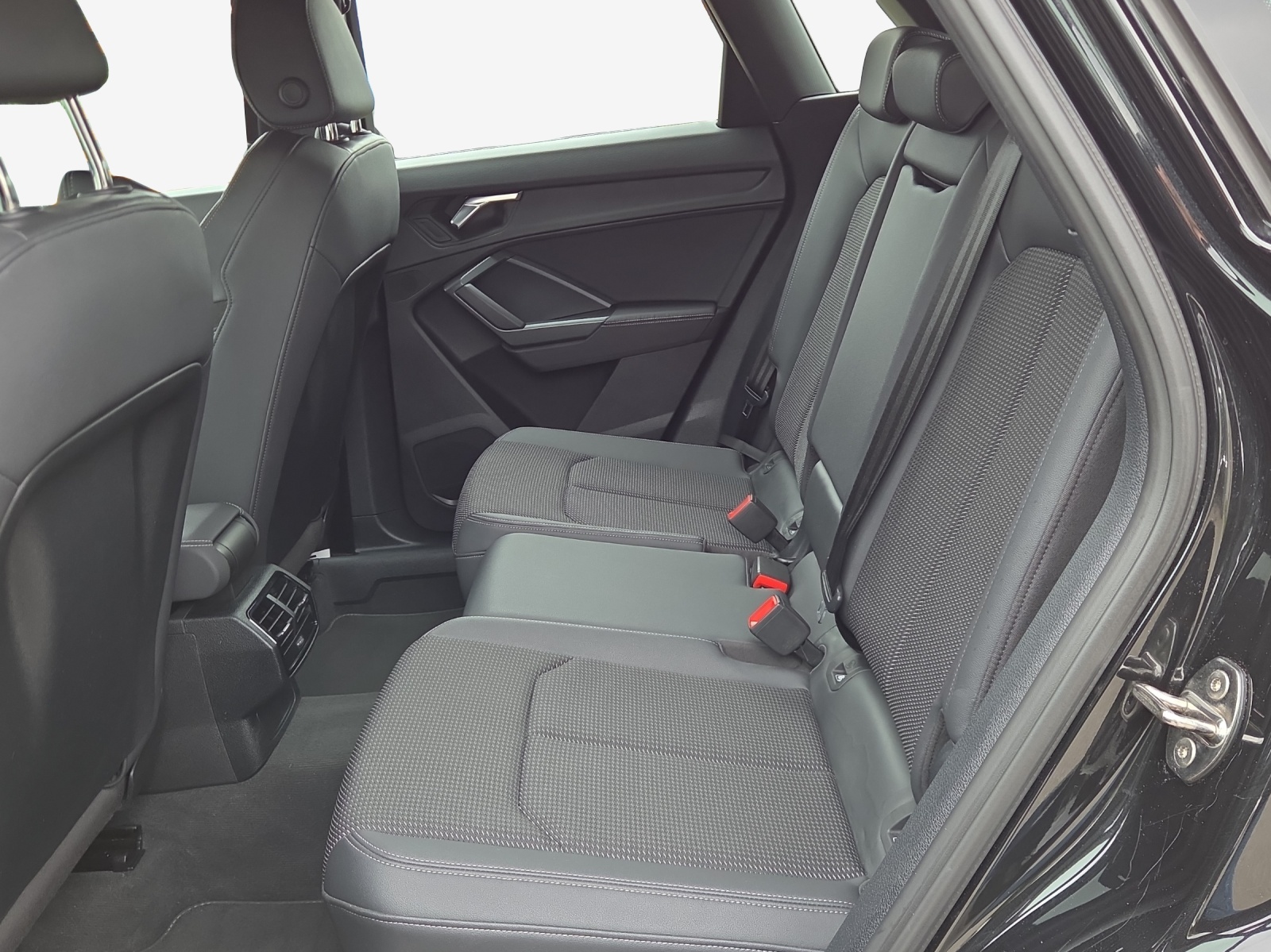 AUDI Q3 35 TFSI advanced Attraction S-tronic-image-11