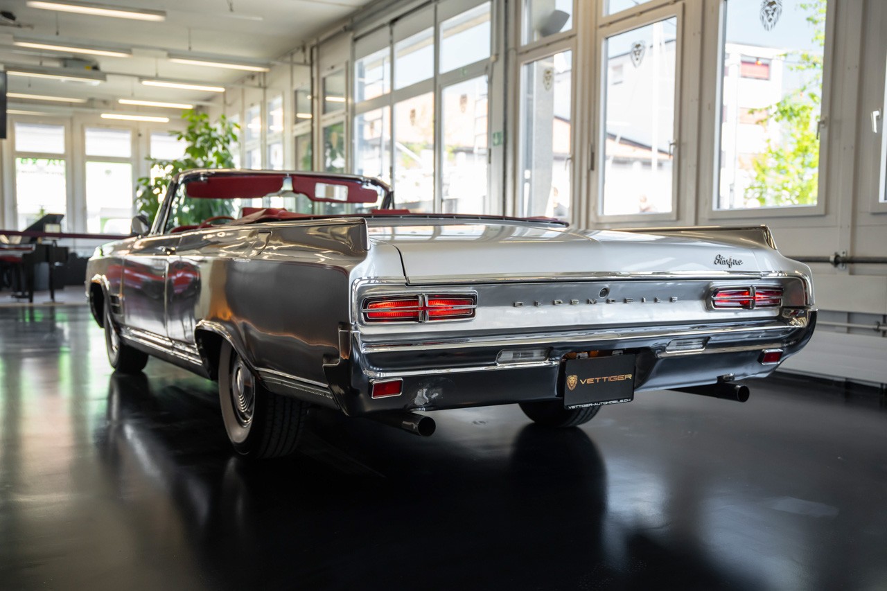 OLDSMOBILE Starfire-image-4