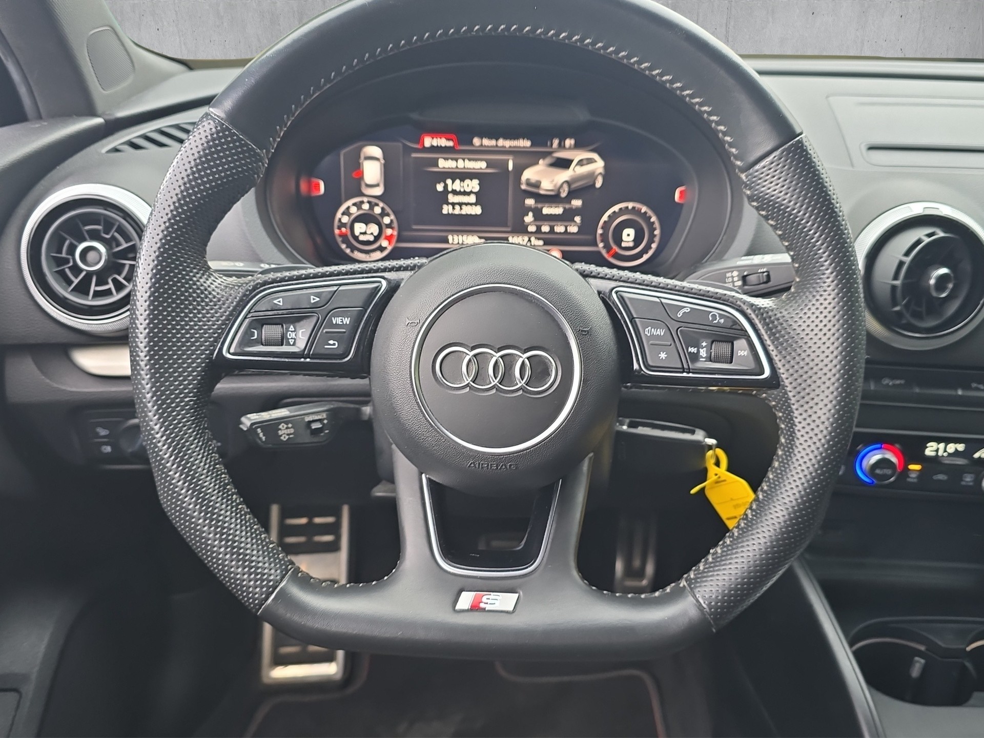 AUDI S3 Sportback 2.0 TFSI quattro S-tronic-image-15
