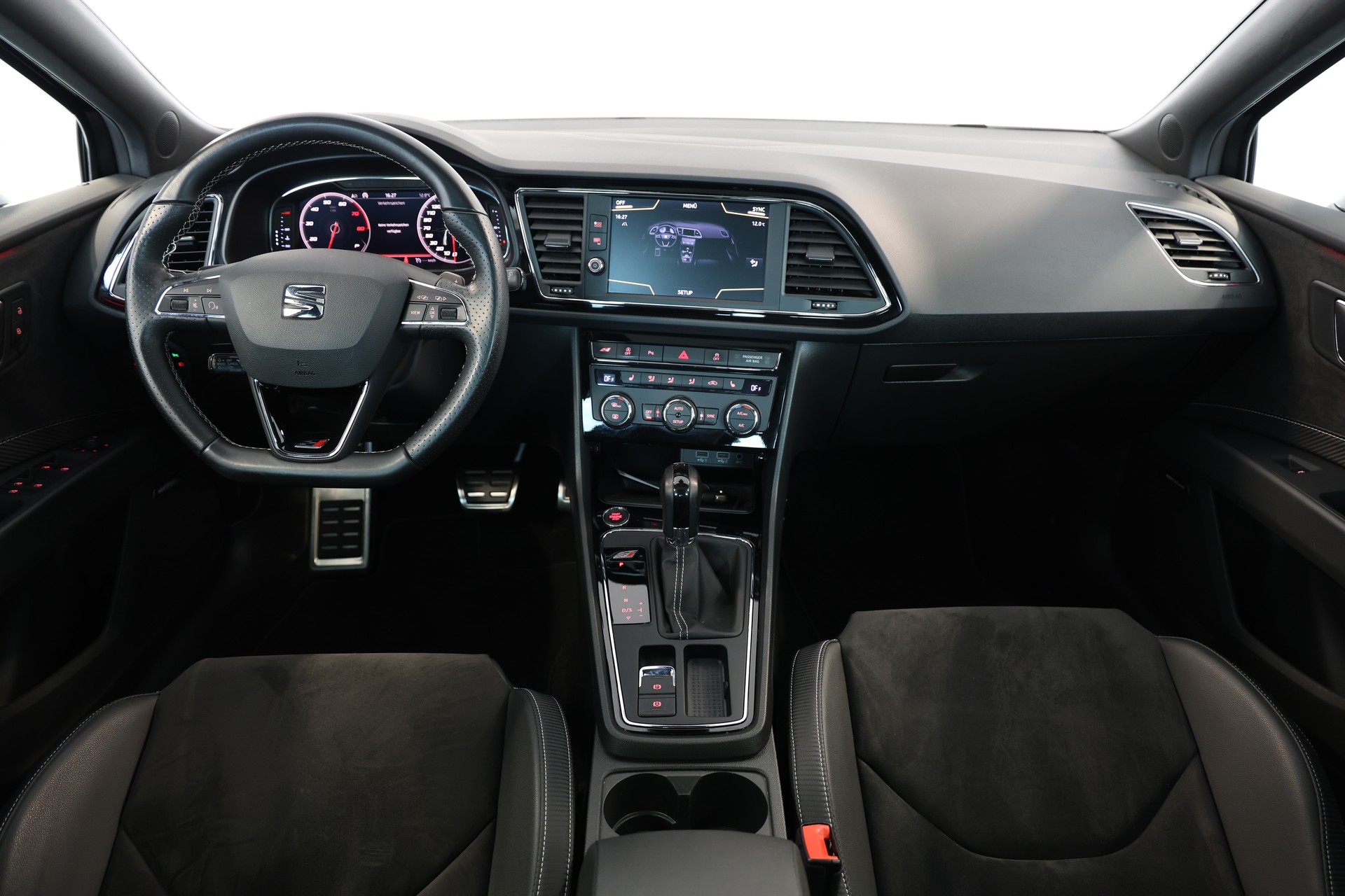 SEAT Leon 2.0 TSI Cupra 300 DSG-image-9