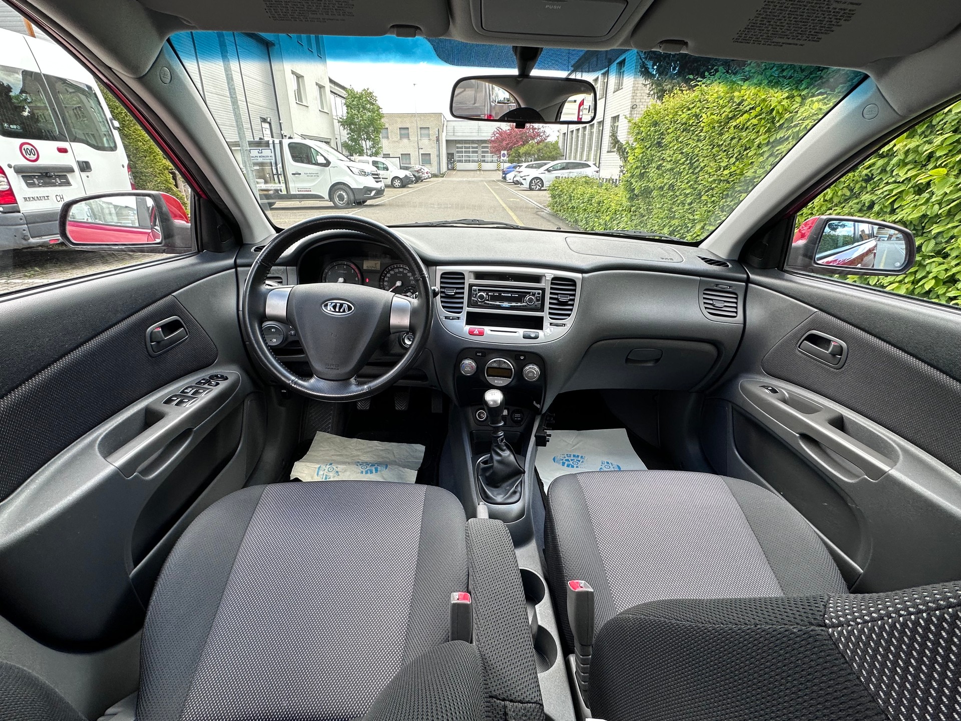 KIA Rio 1.5 CRDi Style-image-6