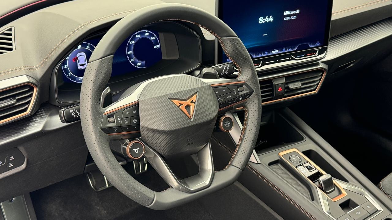 CUPRA Formentor 2.0TSI VZ Black Edtion-image-6