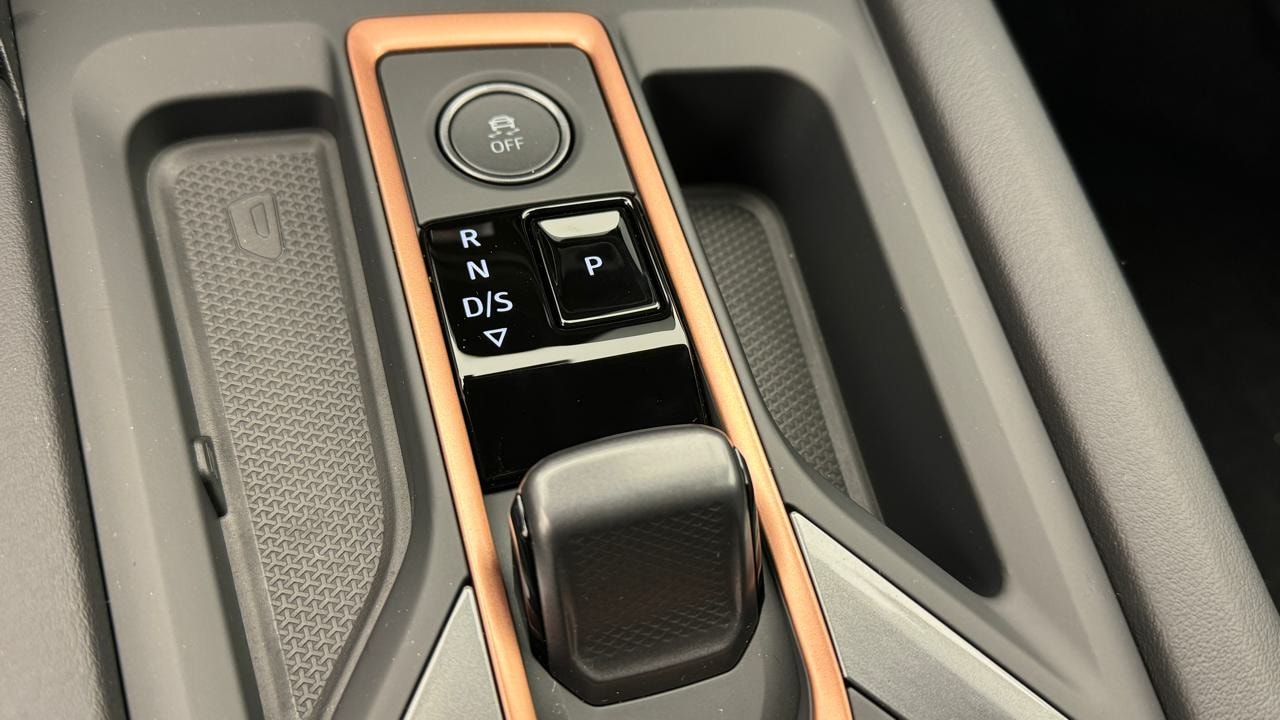 CUPRA Formentor 2.0TSI VZ Black Edtion-image-10