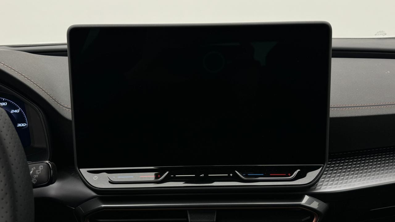 CUPRA Formentor 2.0TSI VZ Black Edtion-image-7