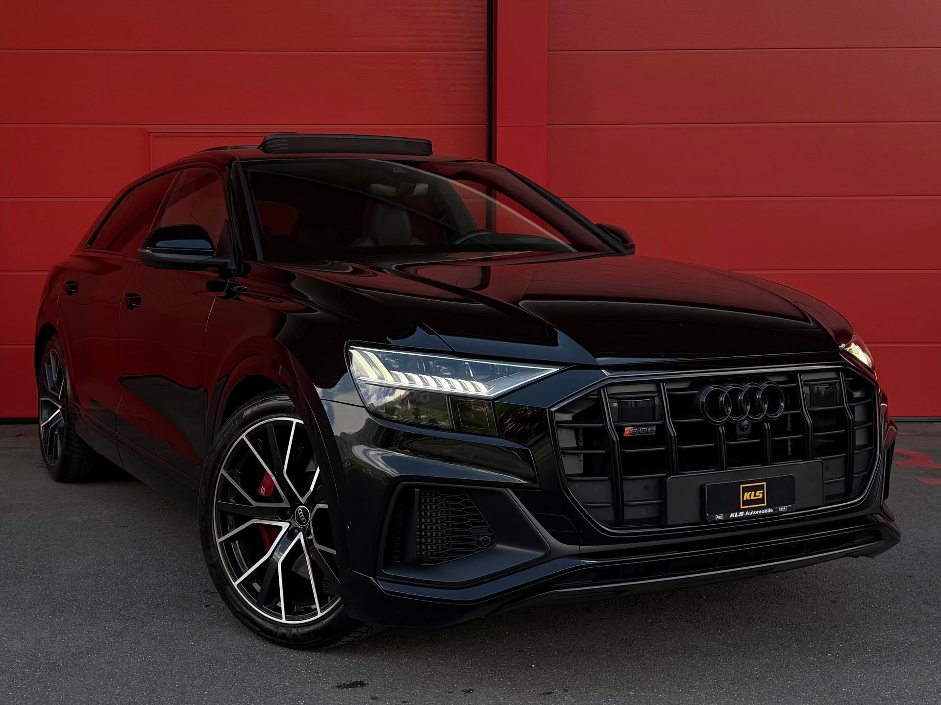 AUDI SQ8 TFSI quattro tiptronic