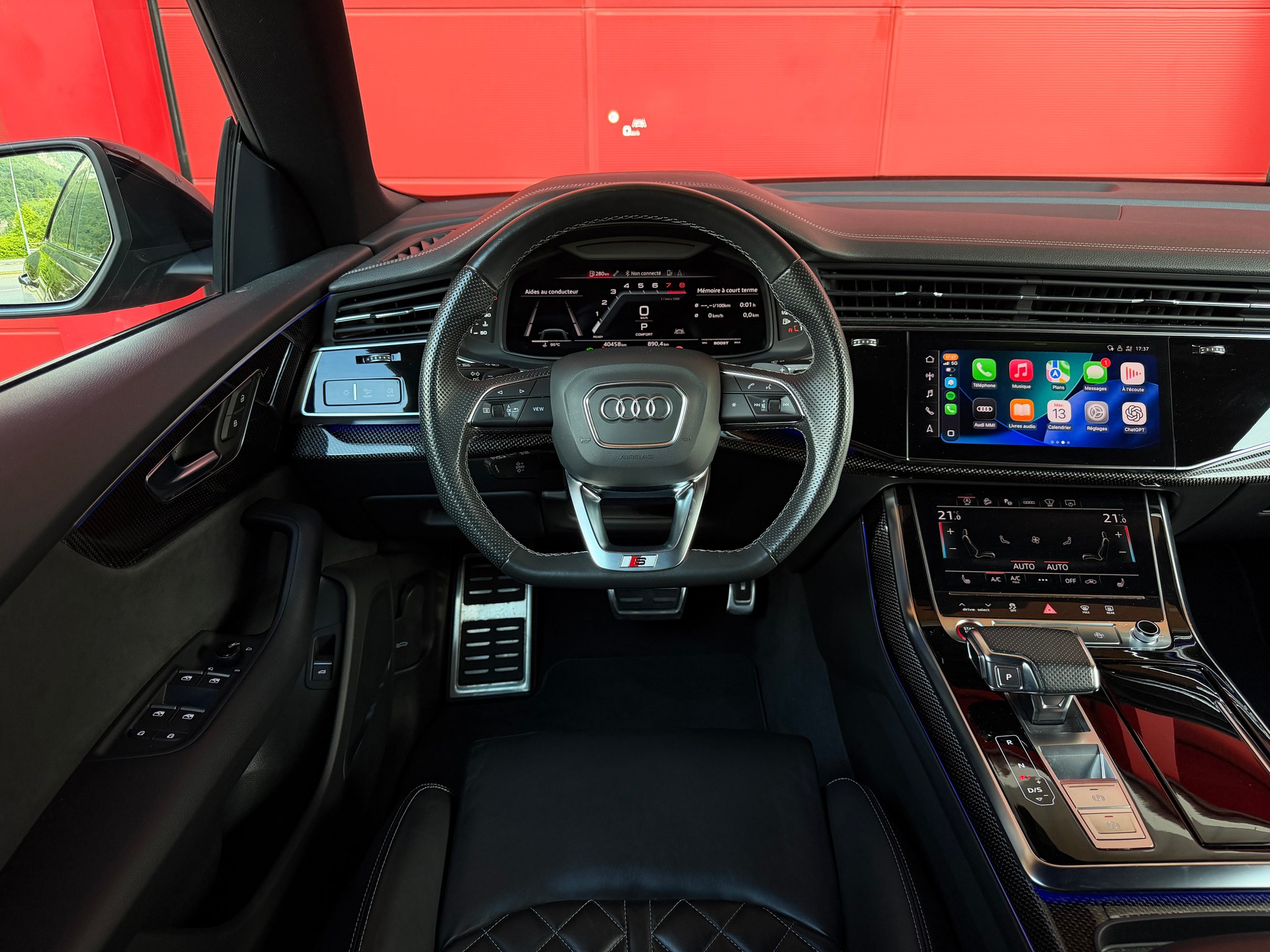 AUDI SQ8 TFSI quattro tiptronic-image-8