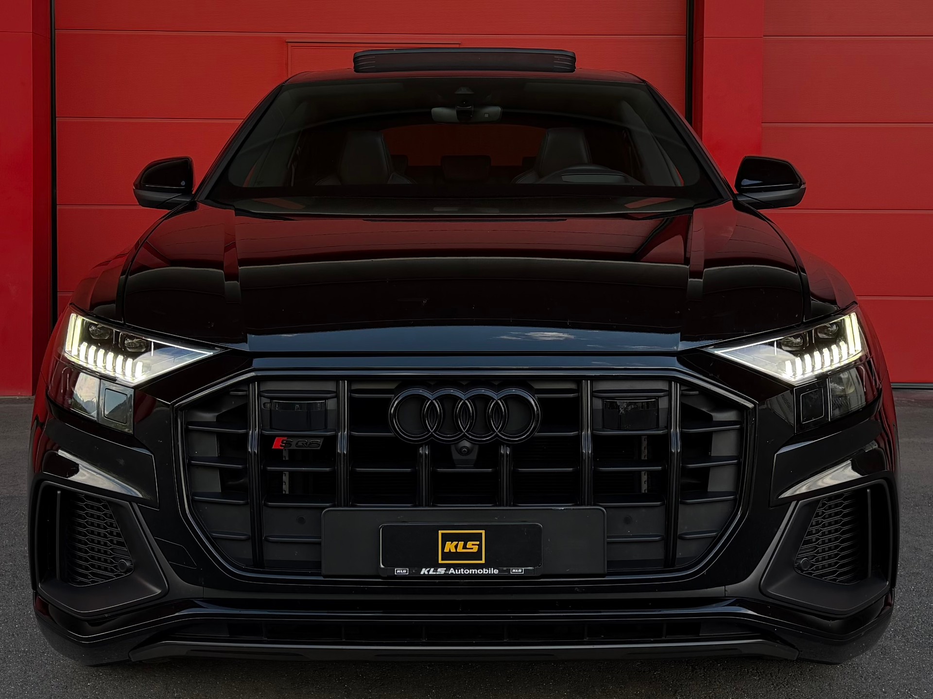 AUDI SQ8 TFSI quattro tiptronic-image-1