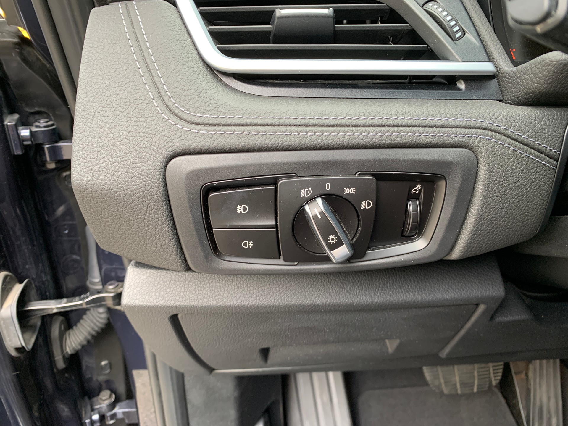 BMW 220d xDrive Gran Tourer Luxury Line Steptronic-image-9