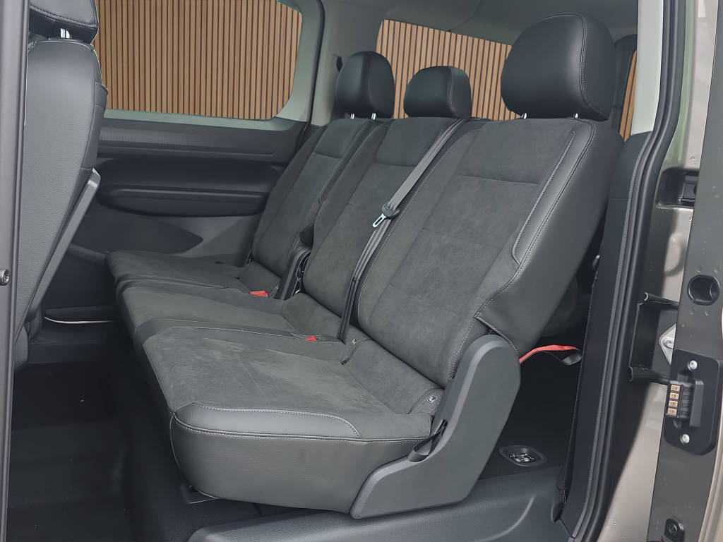 VW Caddy Maxi 1.5 TSI eHybrid Style DSG-image-18