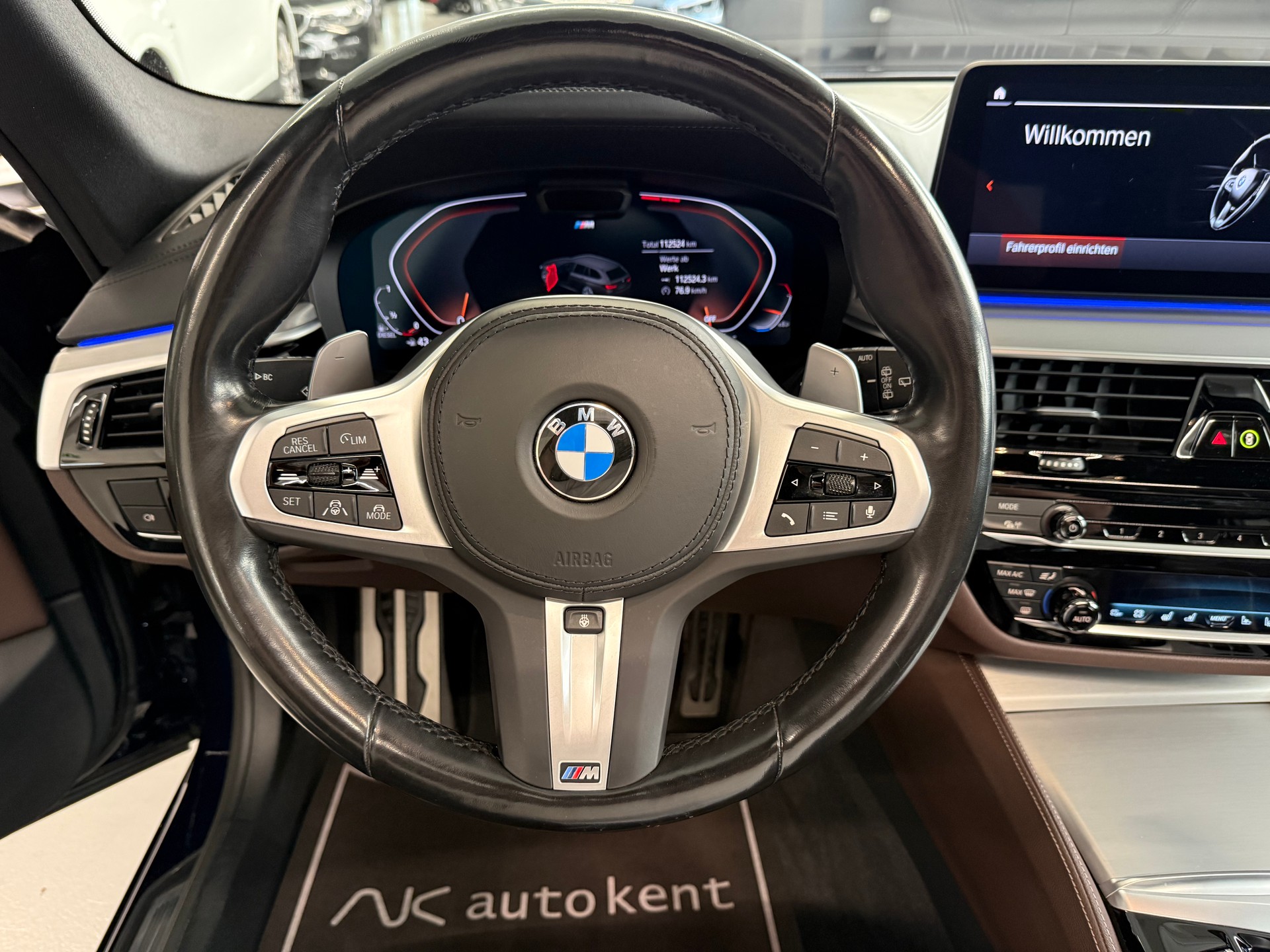 BMW 540d xDrive 48V Touring M Sport Steptronic-image-9