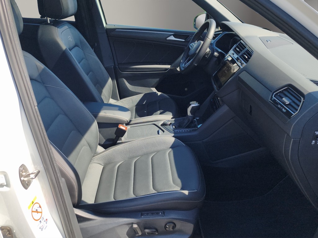 VW Tiguan 2.0 TSI R-Line DSG-image-13