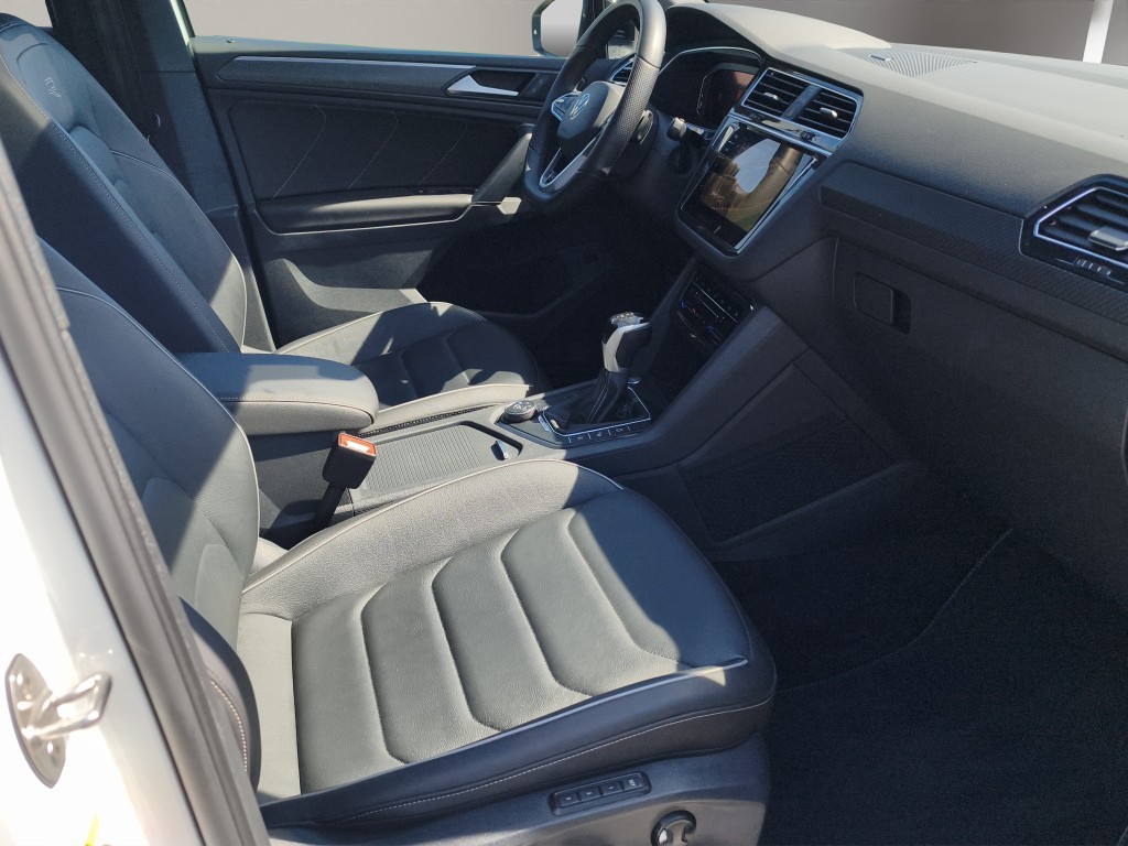VW Tiguan 2.0 TSI R-Line DSG-image-14