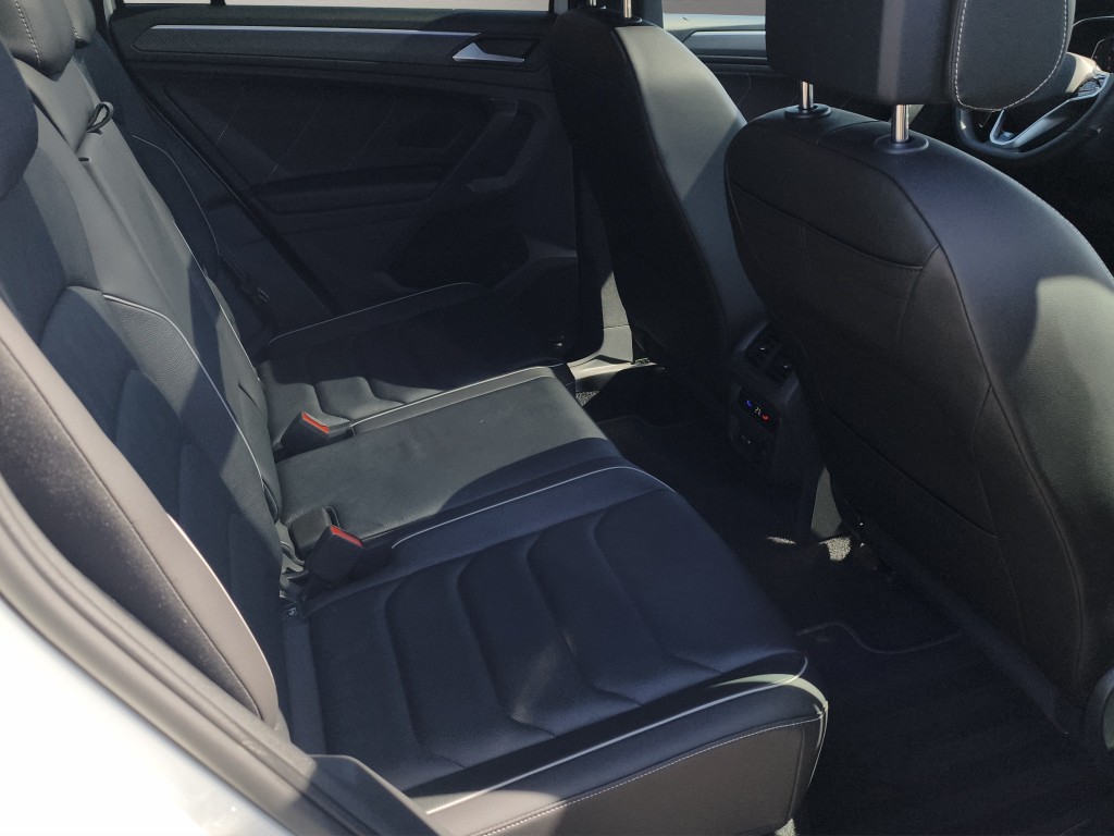 VW Tiguan 2.0 TSI R-Line DSG-image-3