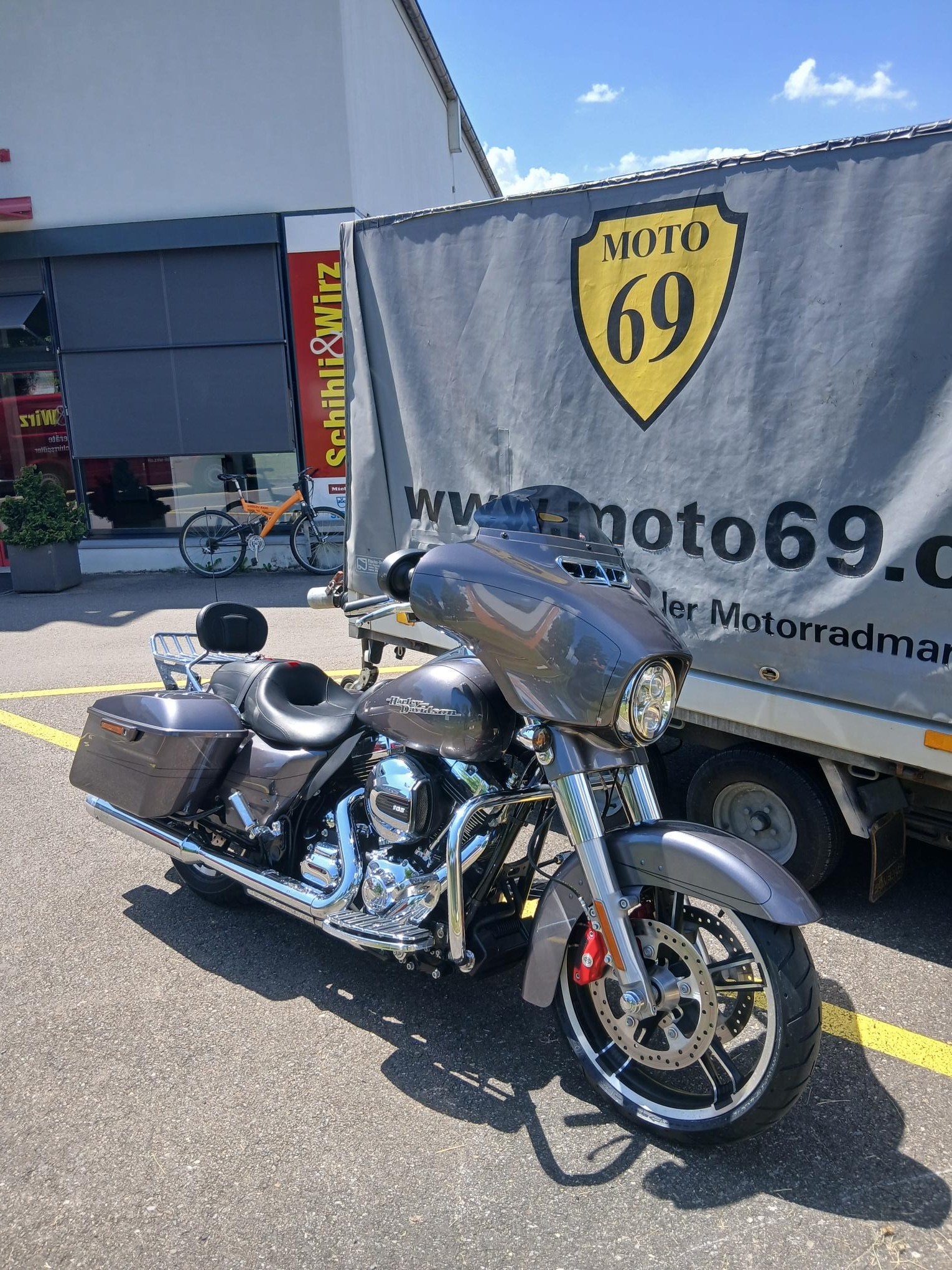 HARLEY-DAVIDSON FLHXS Street Glide Special ABS-showroom-element-1