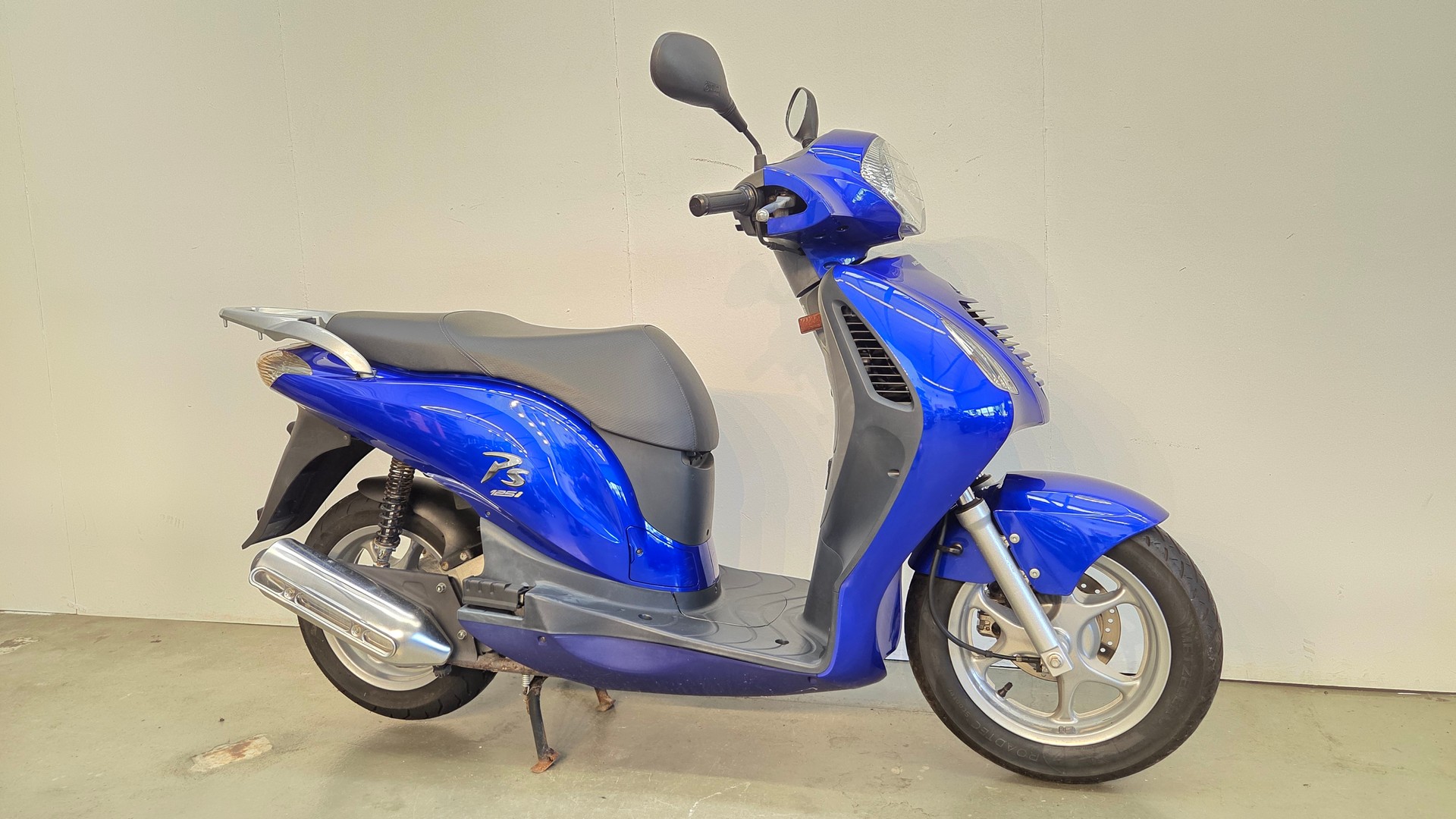 HONDA PS 125i-showroom-element-2