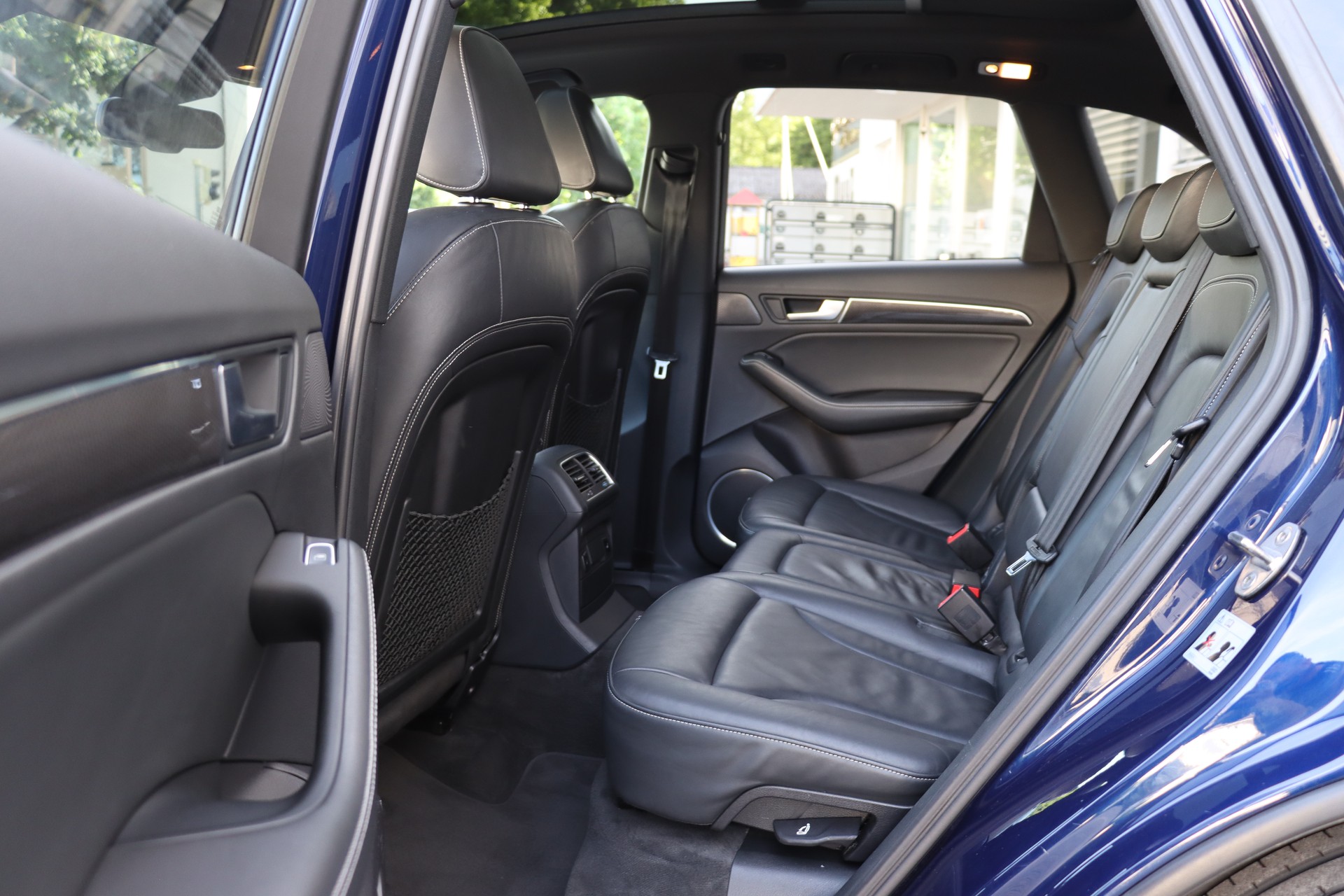 AUDI SQ5 3.0 TDI quattro tiptronic-image-9