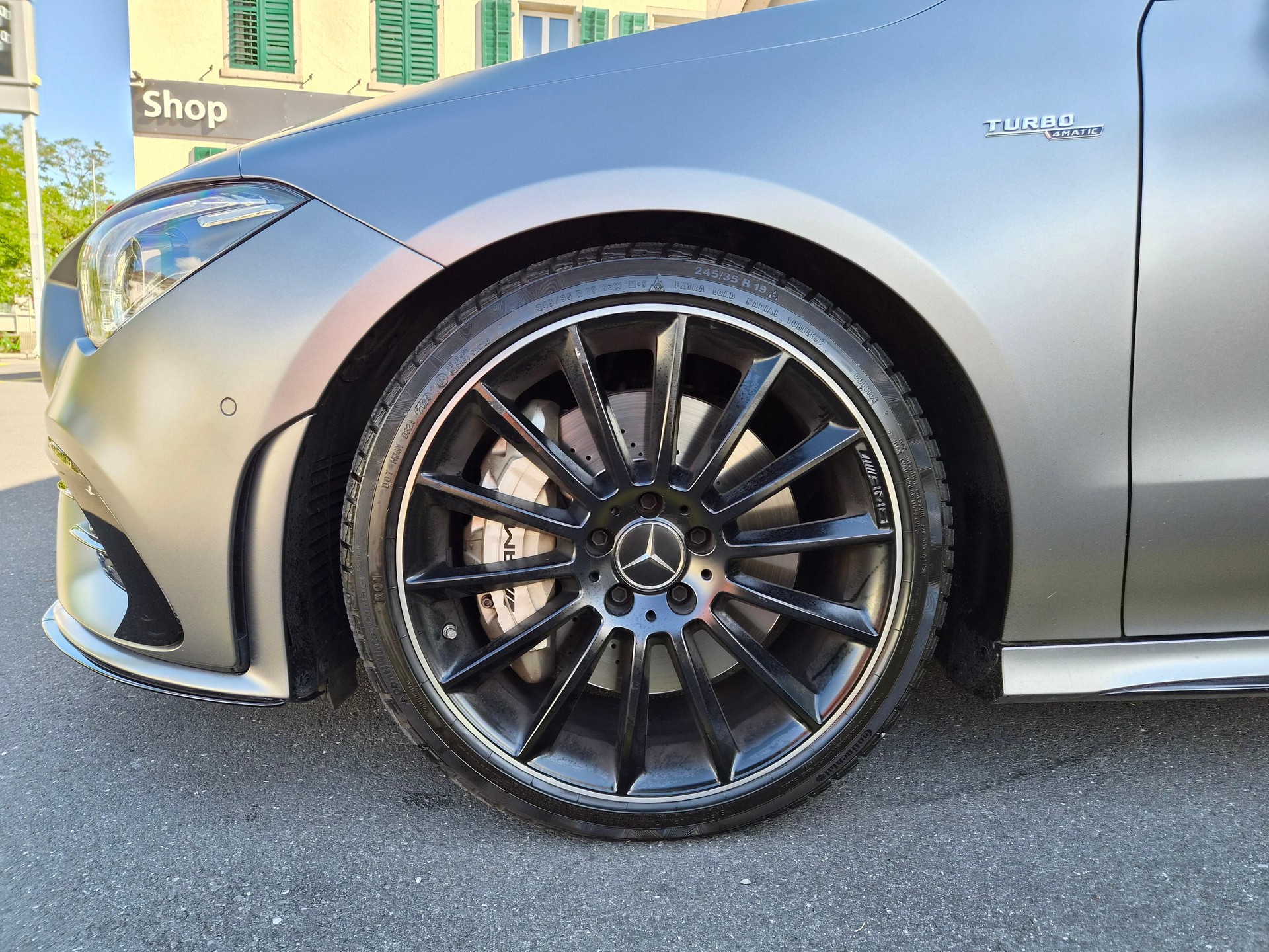 MERCEDES-BENZ CLA 35 AMG 4matic Shooting Brake-image-4