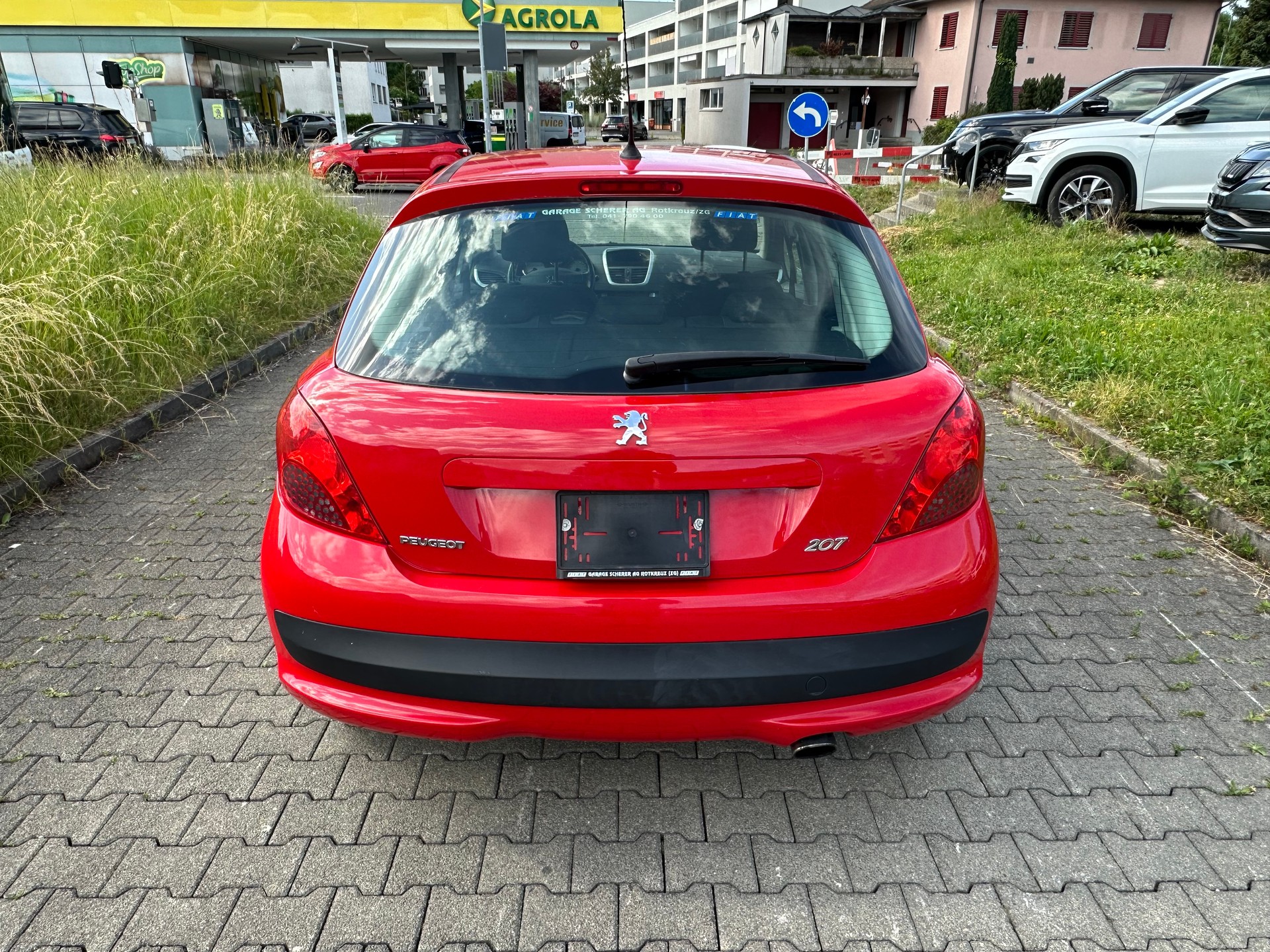 PEUGEOT 207 1.4 16V Trendy-image-3