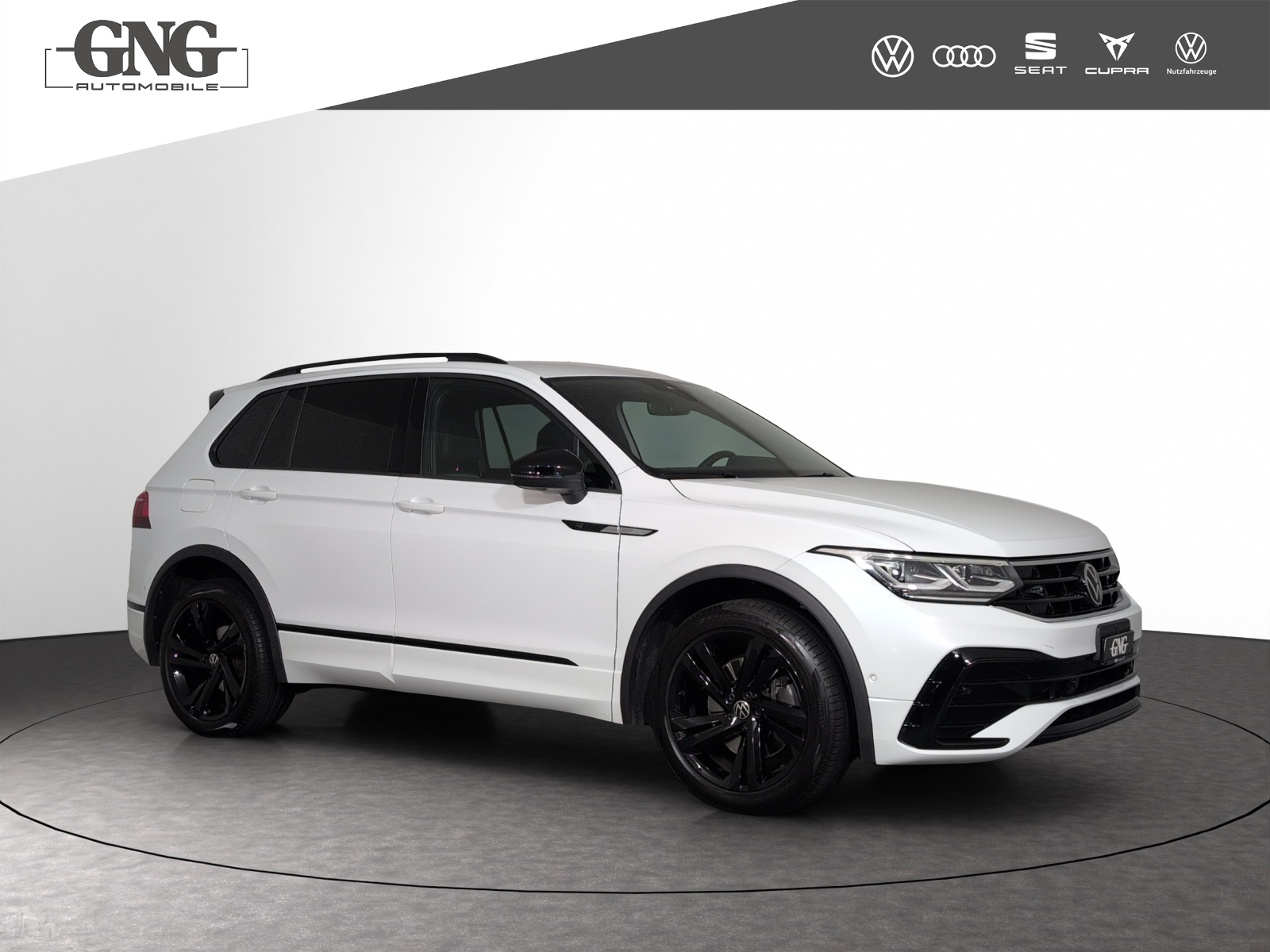 VW Tiguan 2.0TSI R-Line 4Motion DSG-image-3
